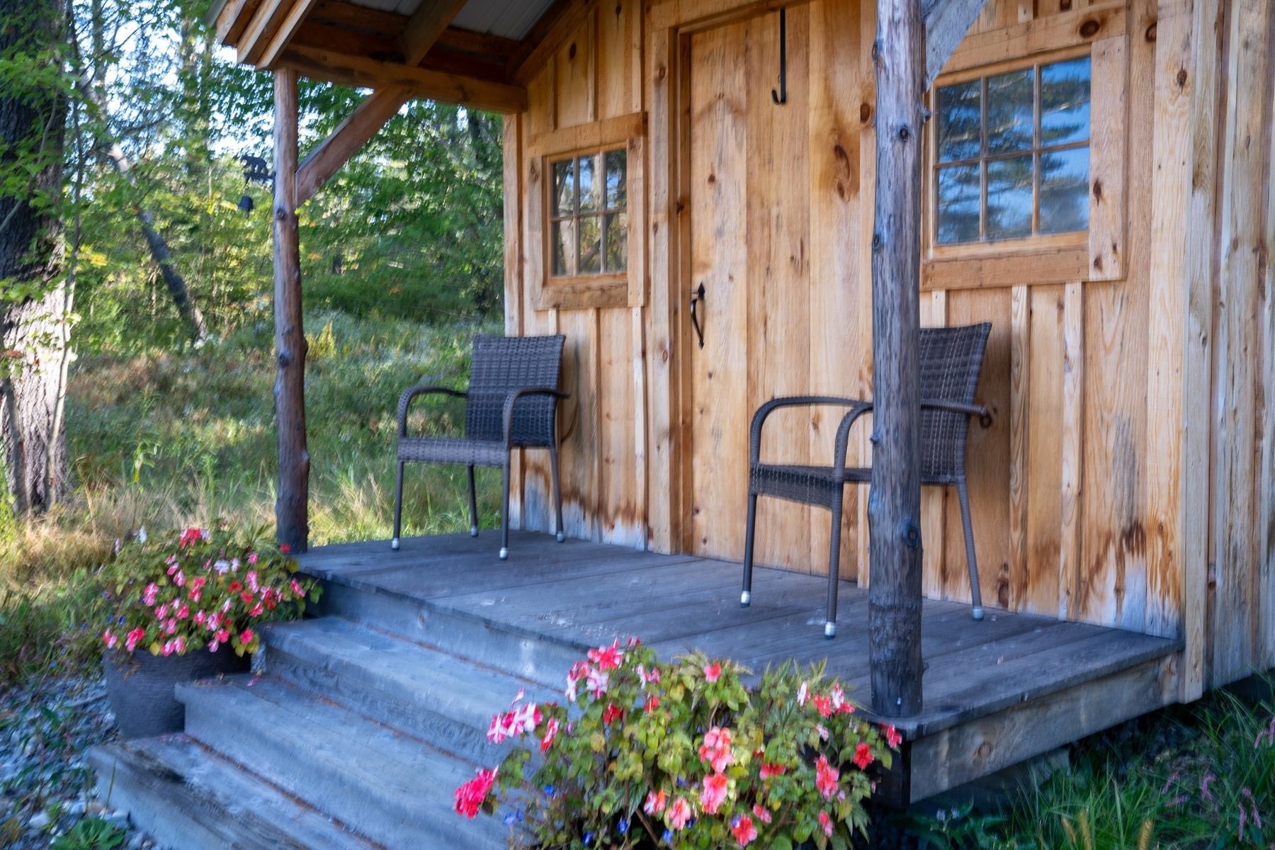 Homes for sale in Londonderry, VT | 207 Brooks Ln, Londonderry, VT 05148 | MLS# 4971327