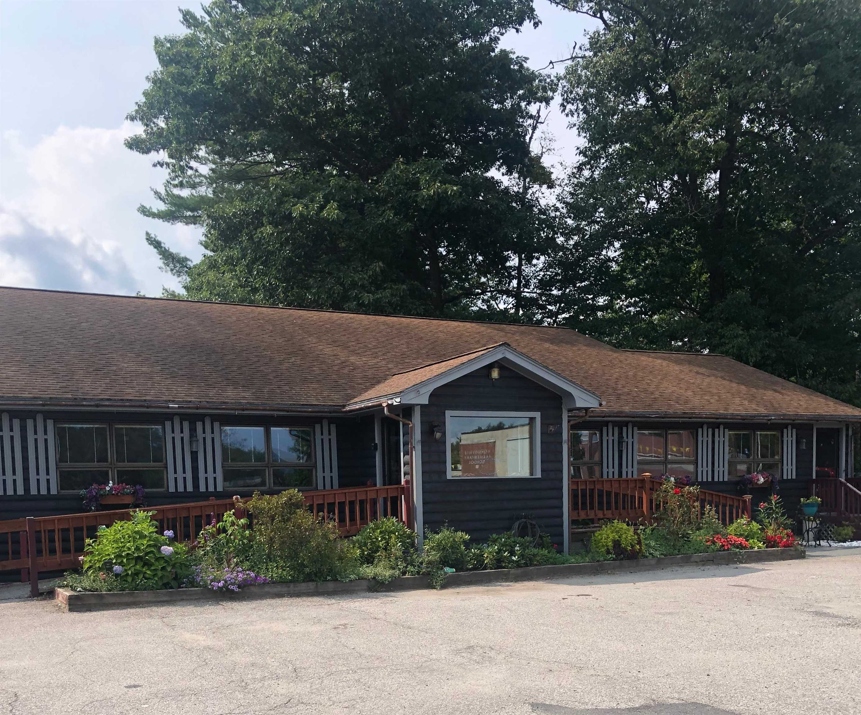 Haverhill NH Commercial Property for sale $$995,000 $218 per sq.ft.