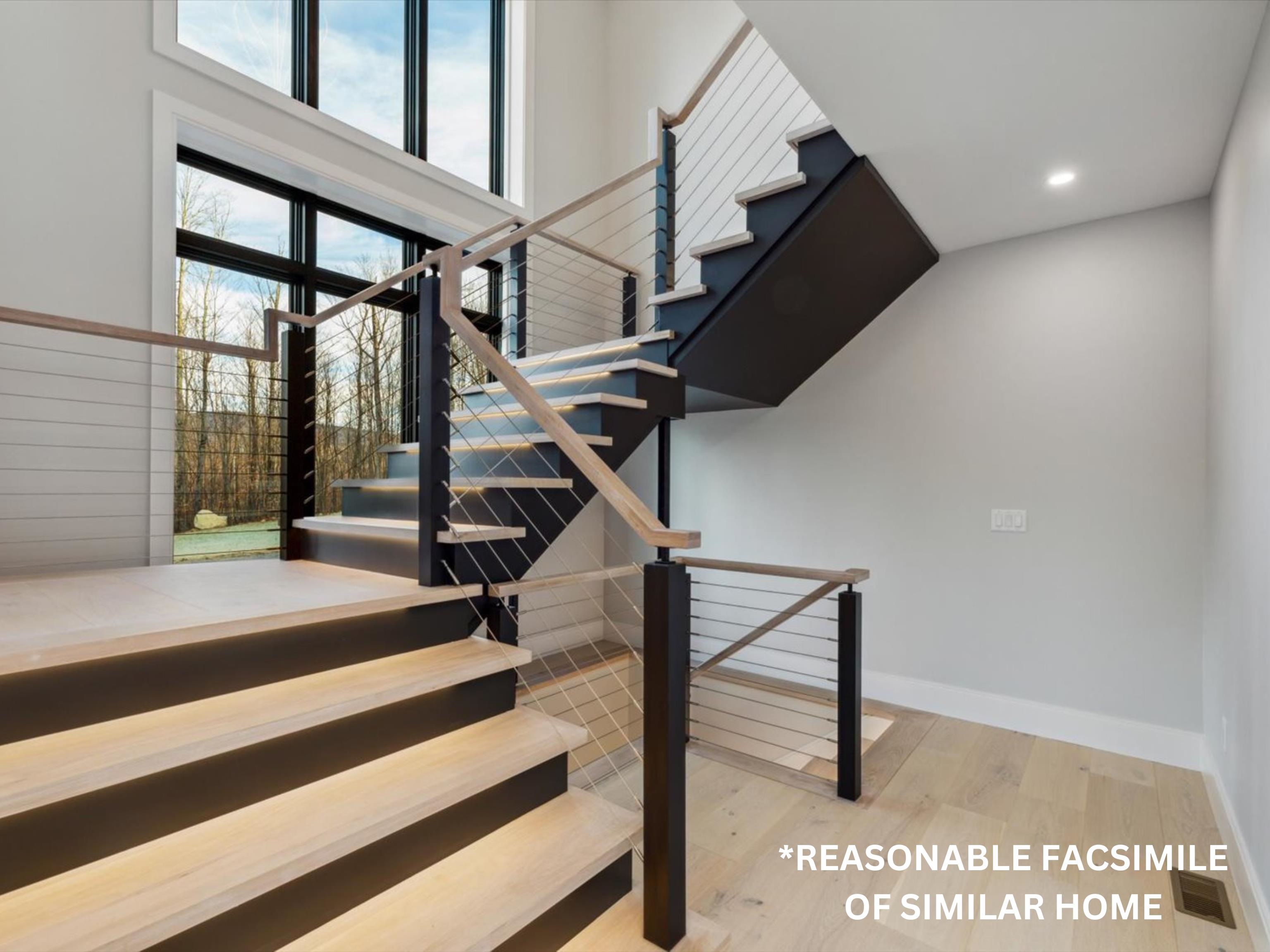 31 Hilltop Dr, Peterborough, NH 03458