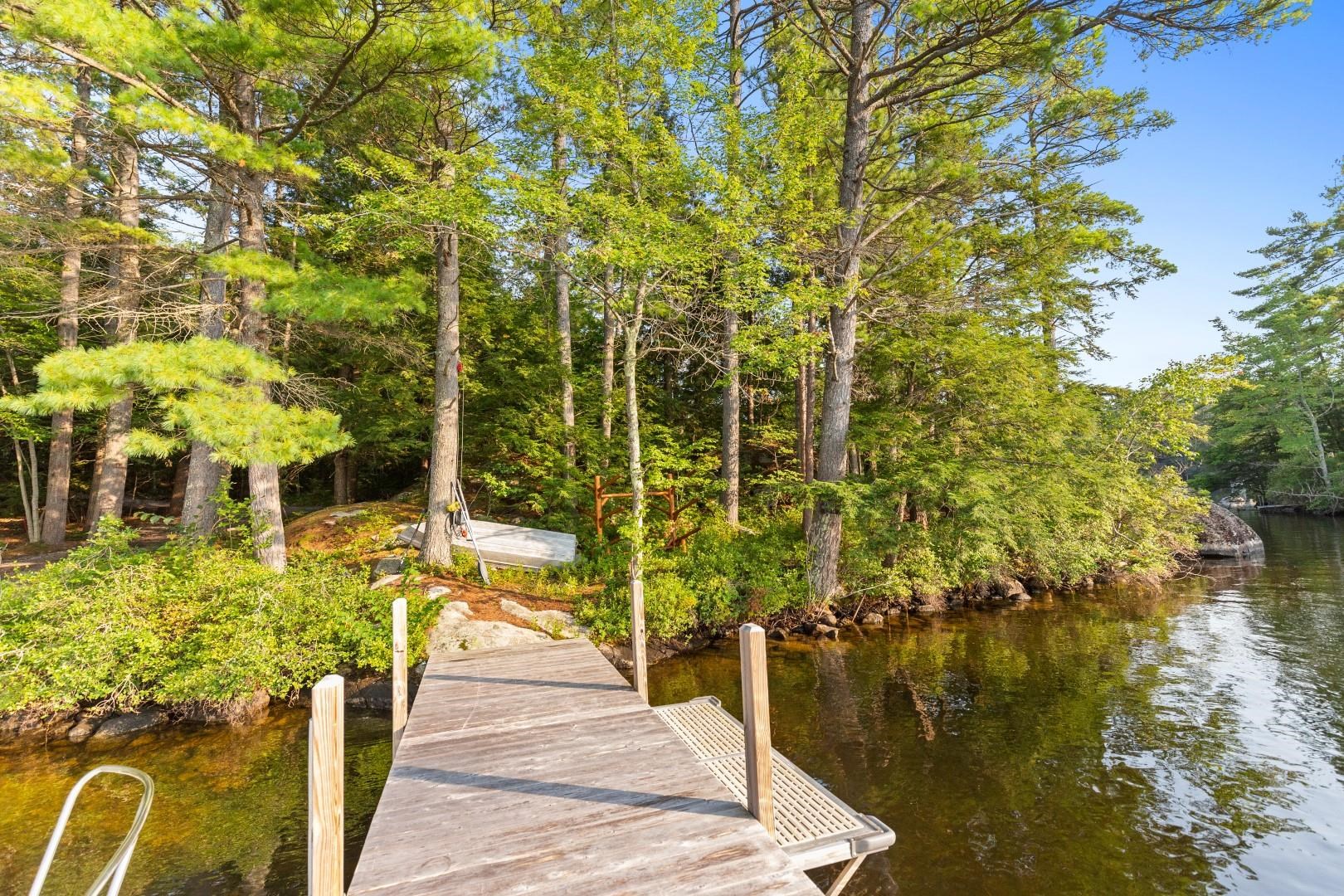 27 First Point Rd, Moultonborough, NH 03254