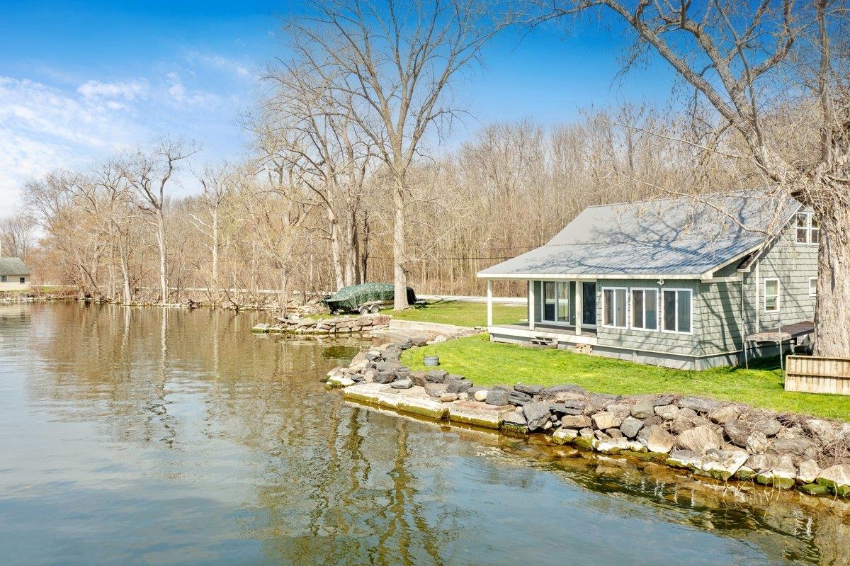 Homes for sale in Saint Albans, VT | 1223 Hathaway Point Rd, Saint Albans, VT 05478 | MLS# 4994175