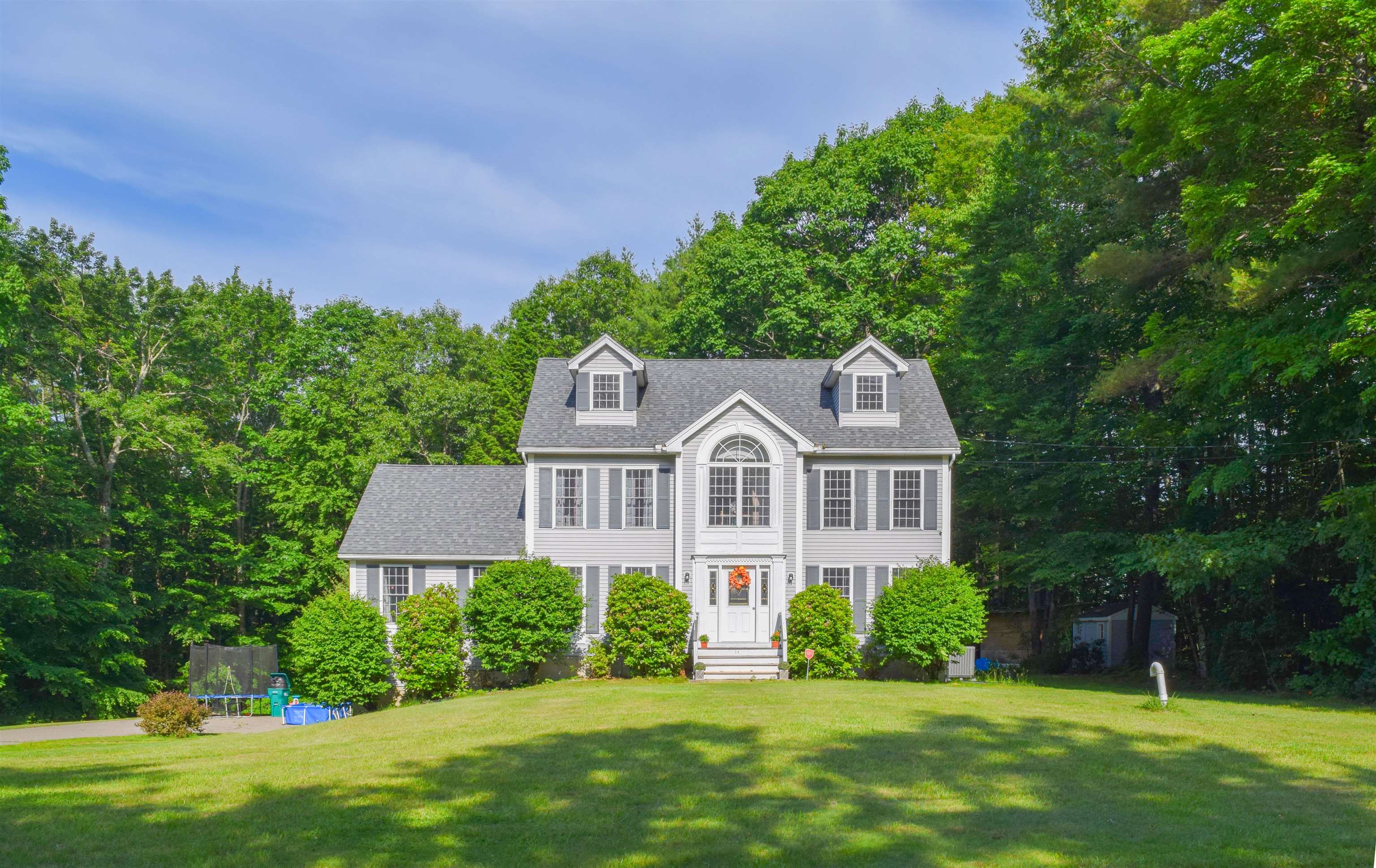 MLS 5001091: 17 Karlin Road, Fremont NH