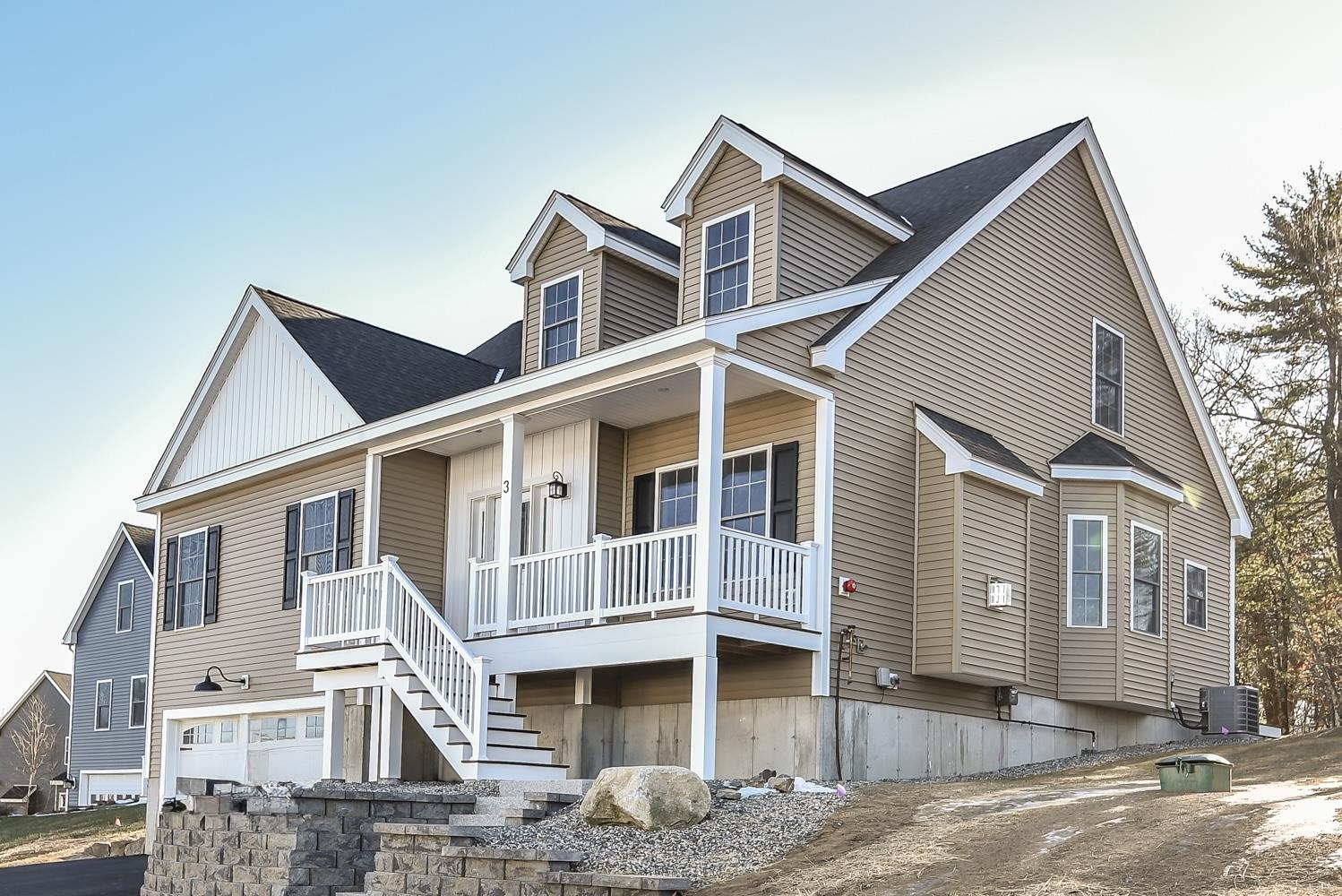 3 Bent Grass Cir, Kingston, NH 03848