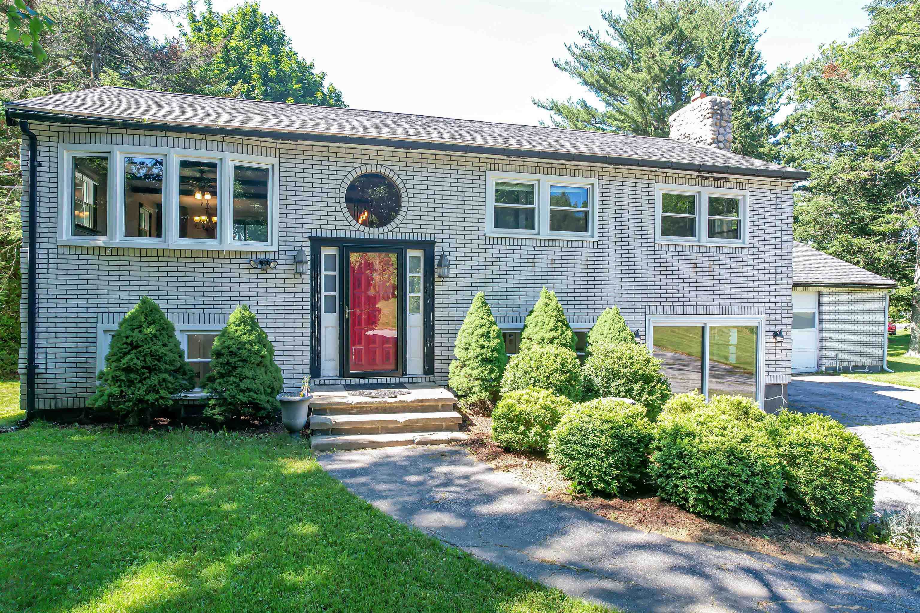 MLS 5001176: 15 Craven Terrace, Derry NH