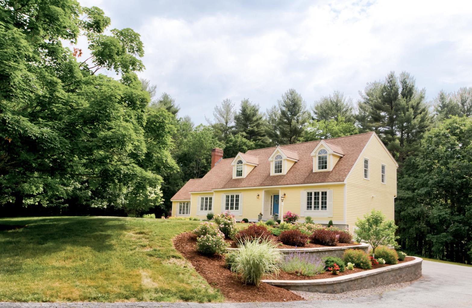 MLS 5001214: 16 Karen Road, Windham NH