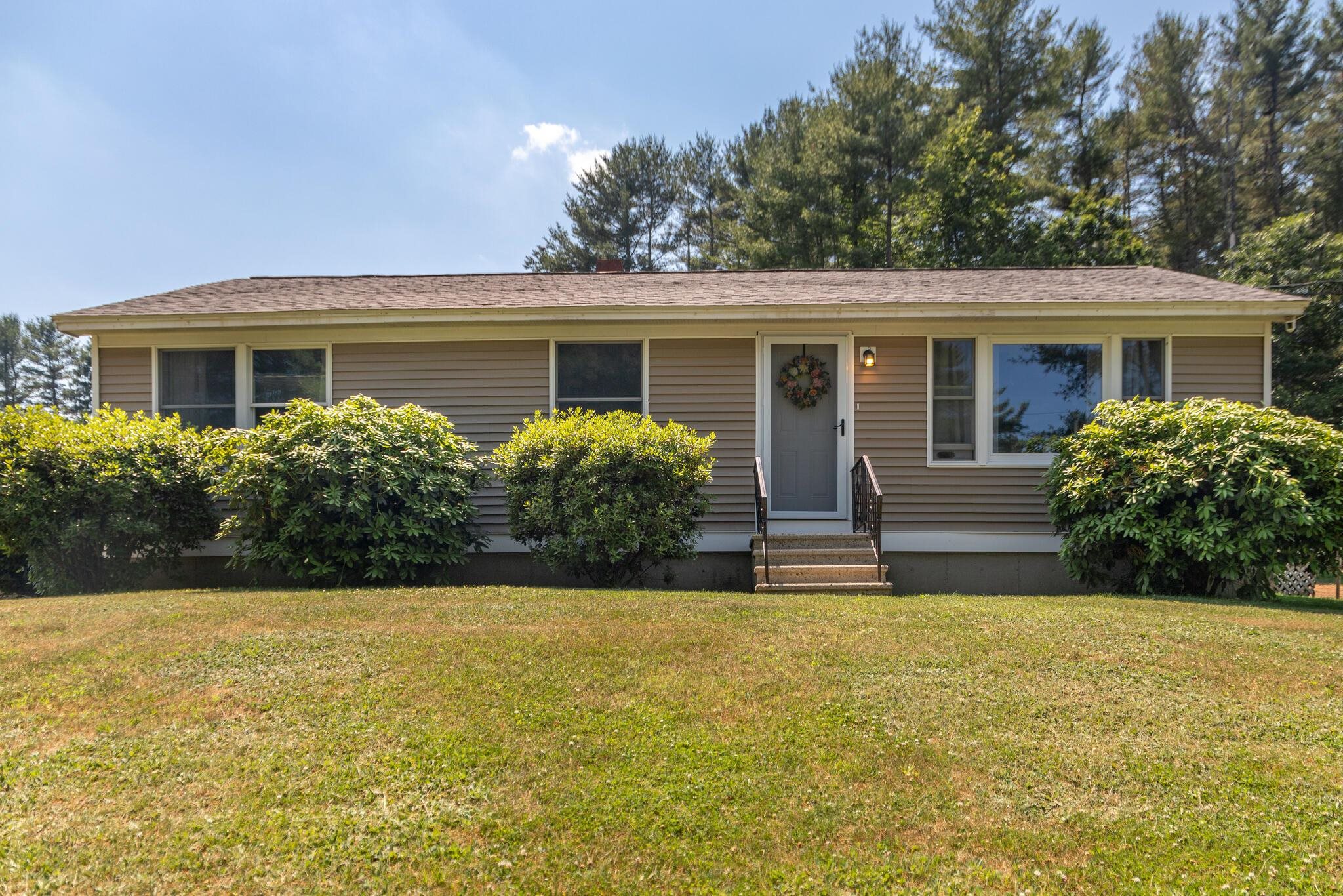 MLS 5001221: 51 South Road, Londonderry NH