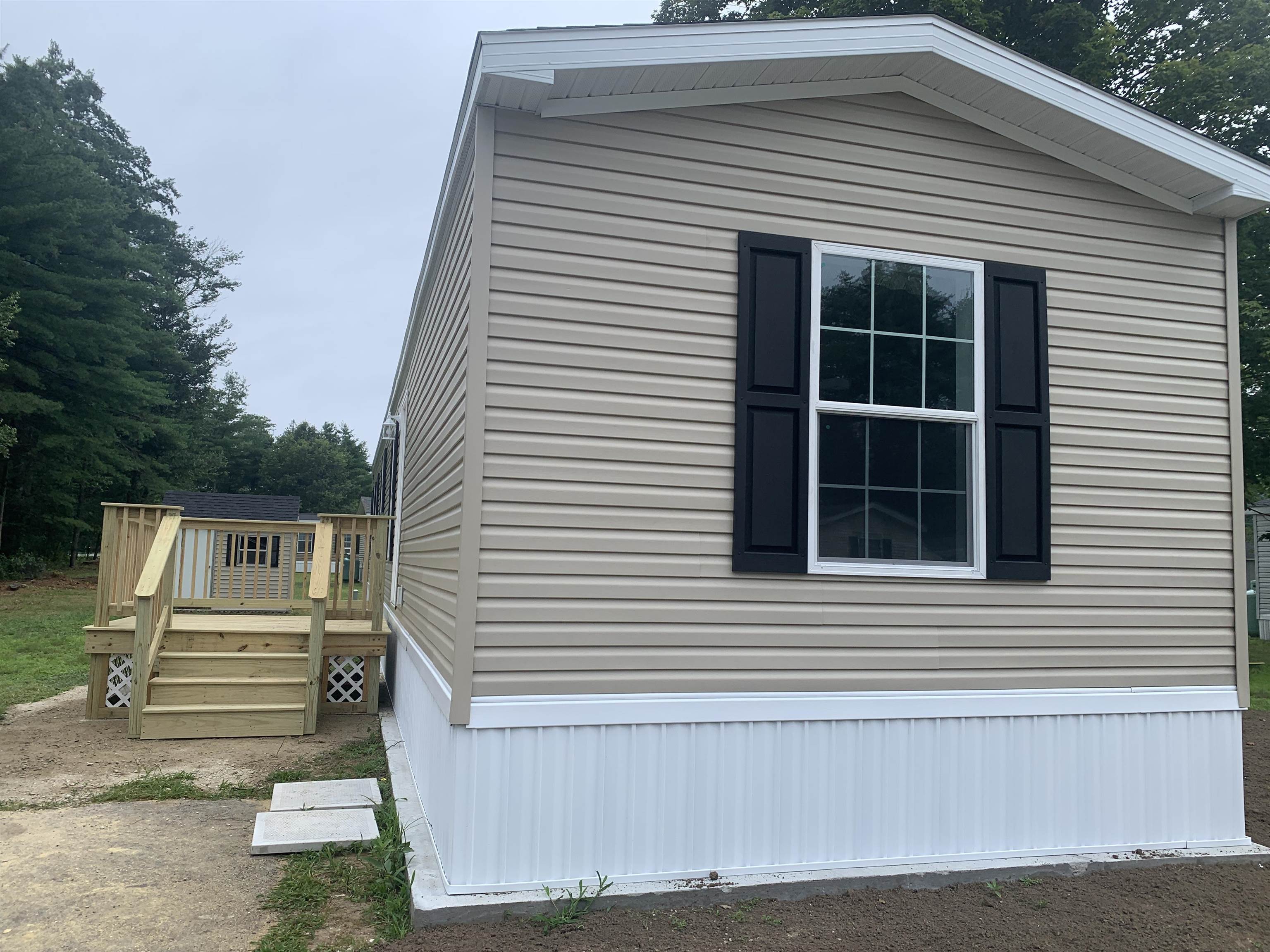 MLS 5001281: 22 Cortland Way, Barrington NH