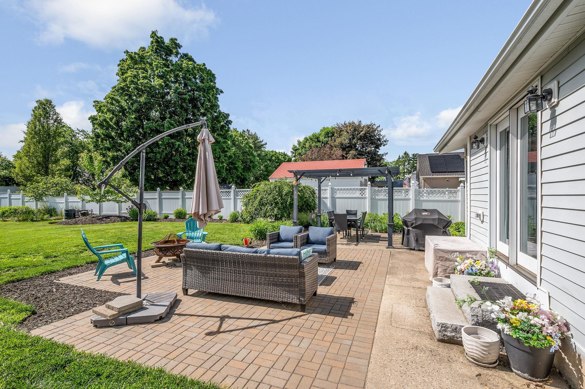 MLS 5001380: 73 1/2 Marshall Street, Nashua NH