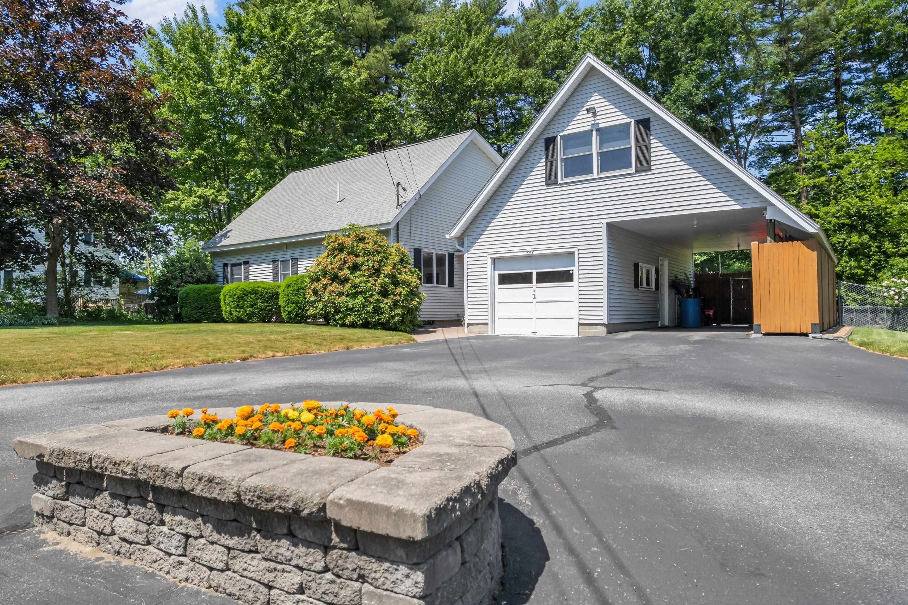 MLS 5001456: 847 west hollis Street, Nashua NH