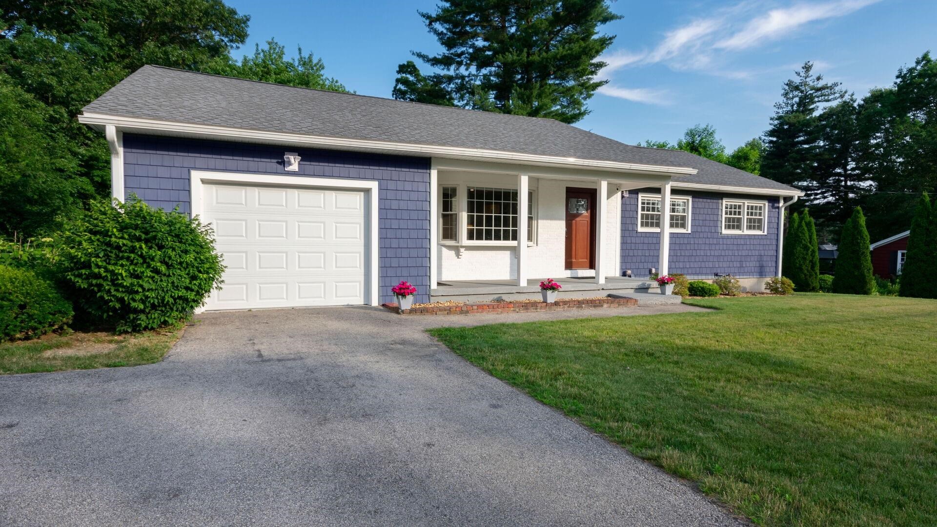 MLS 5001734: 24 Cedar Street, Hudson NH