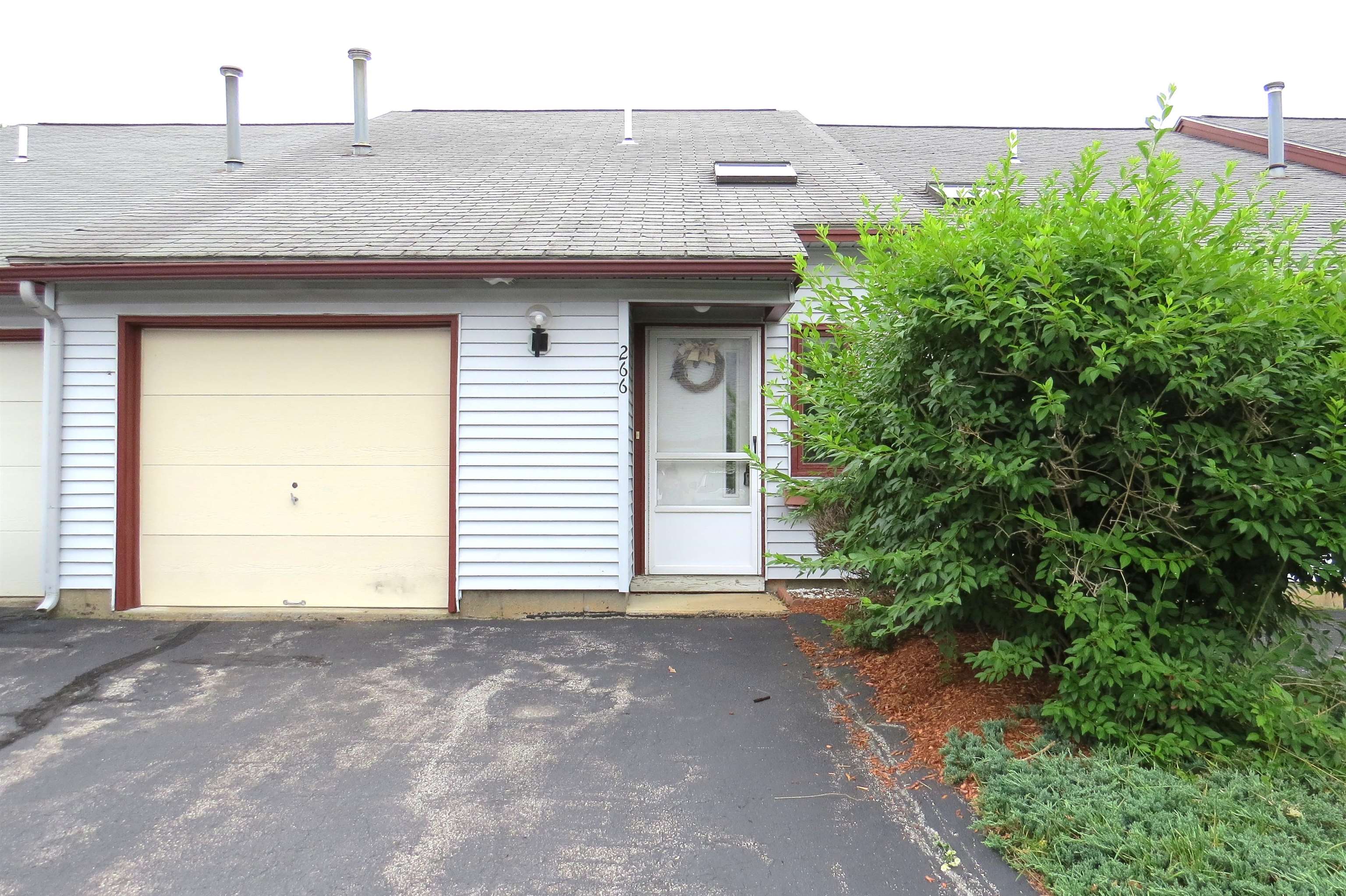 MLS 5002322: 266 Stonebridge Drive-Unit 266, Nashua NH