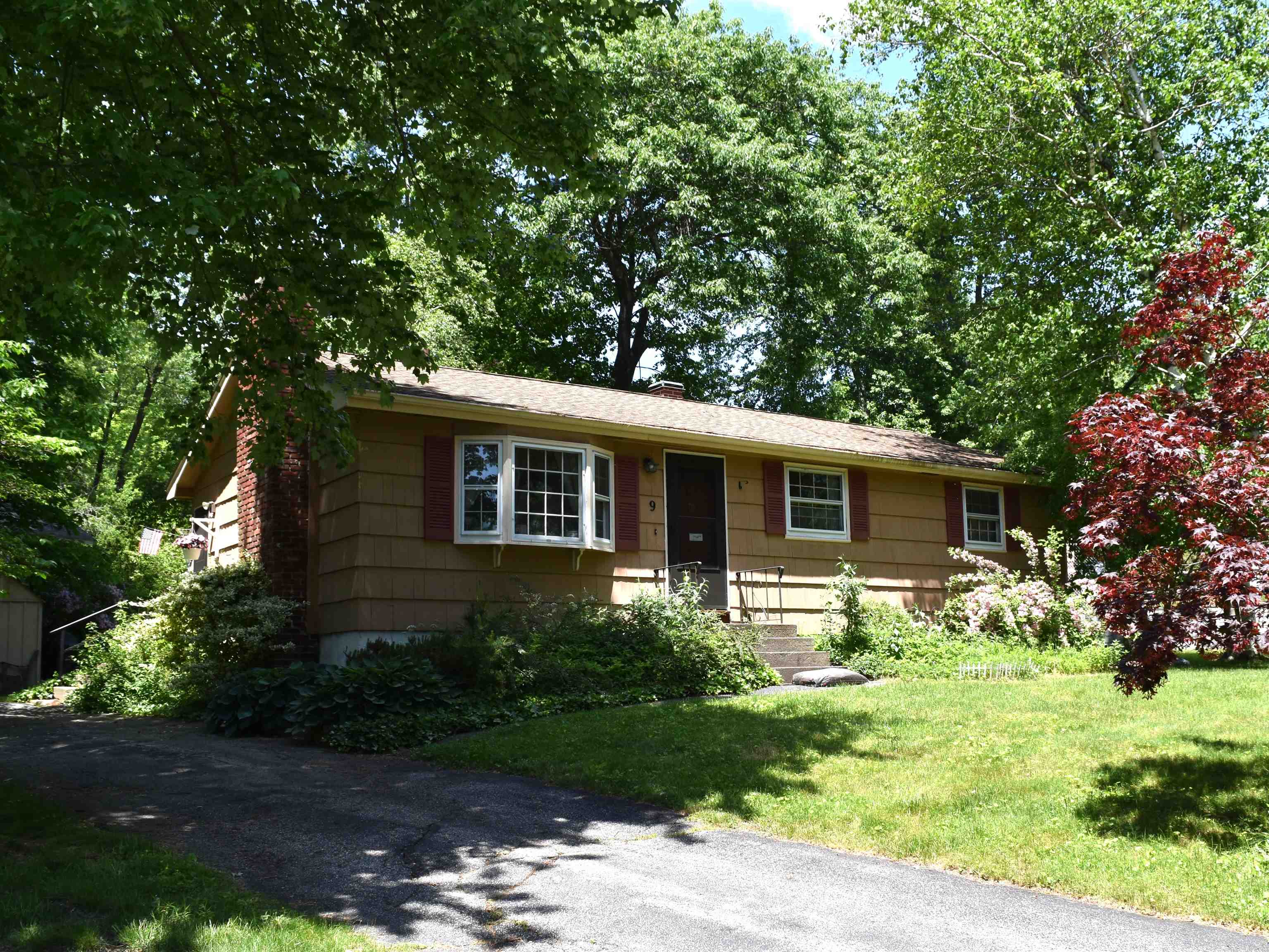 MLS 5002339: 9 Cardiff Road, Nashua NH