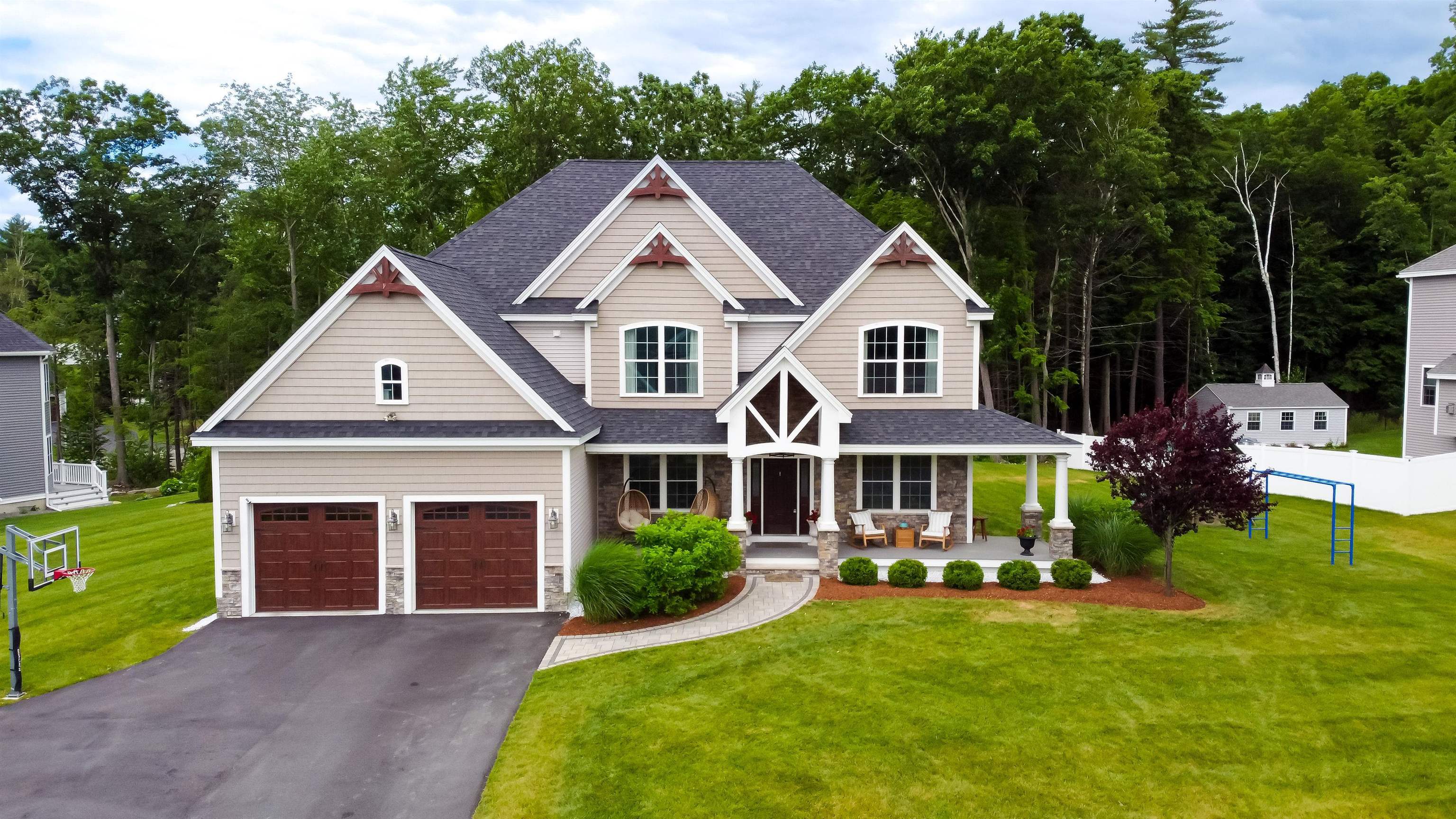 MLS 5002374: 22 Glendenin Road, Windham NH