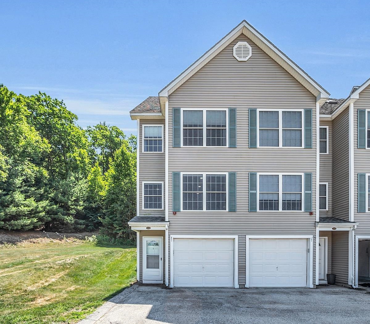 MLS 5002380: 23 Tammy Court-Unit A, Hudson NH