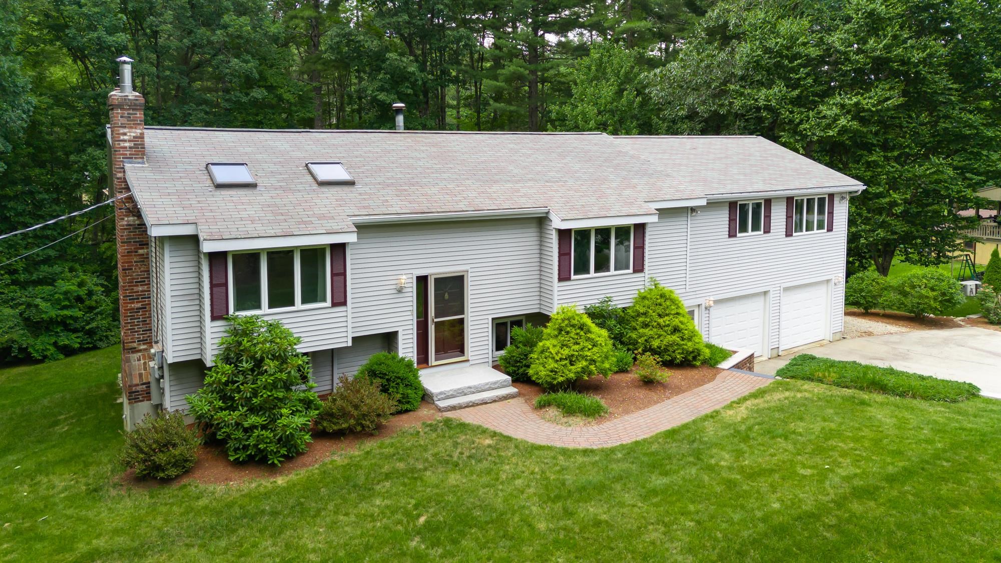 MLS 5002617: 12 David Drive, Hudson NH