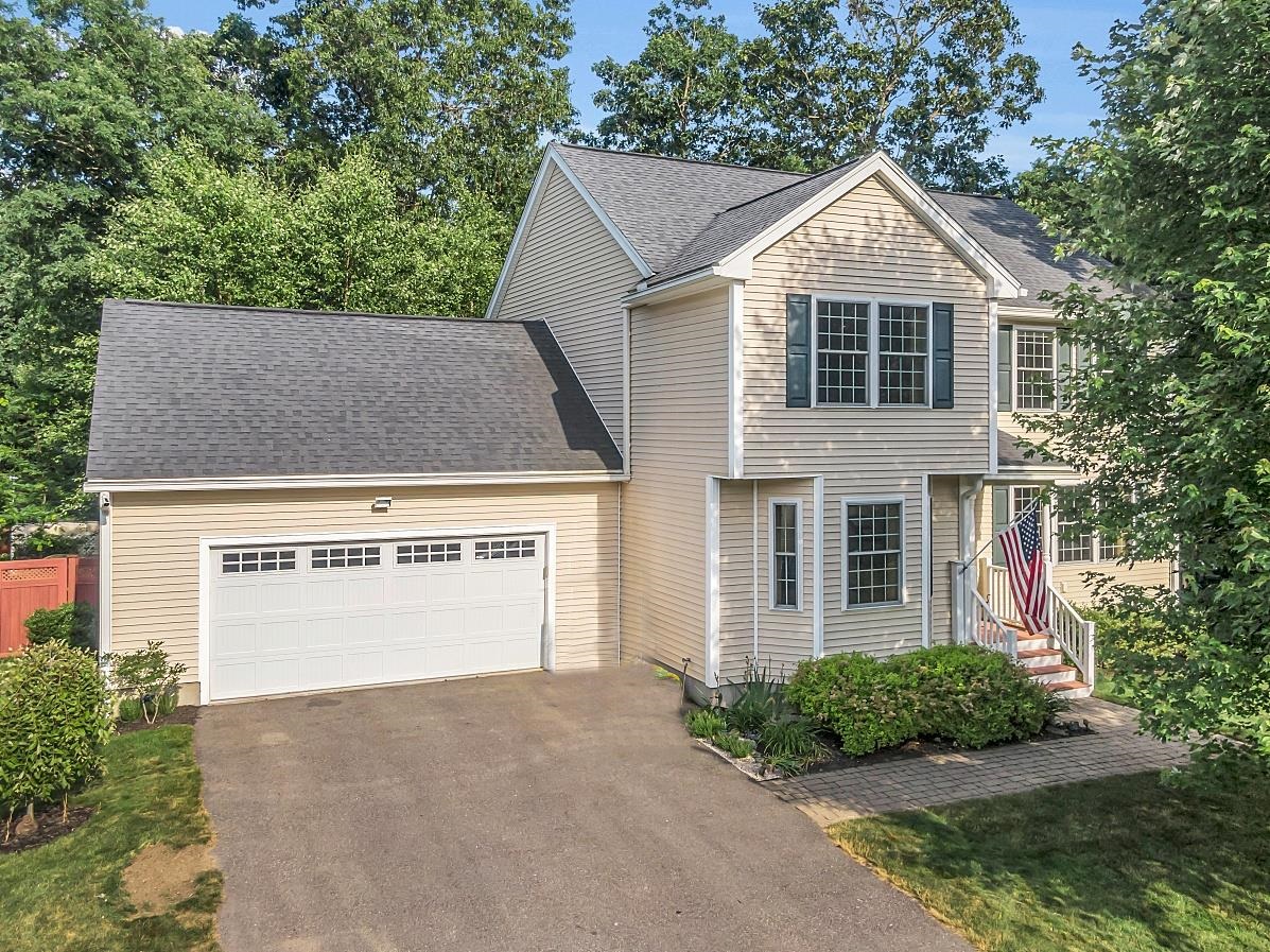 MLS 5002728: 6 Cotillion Lane, Nashua NH