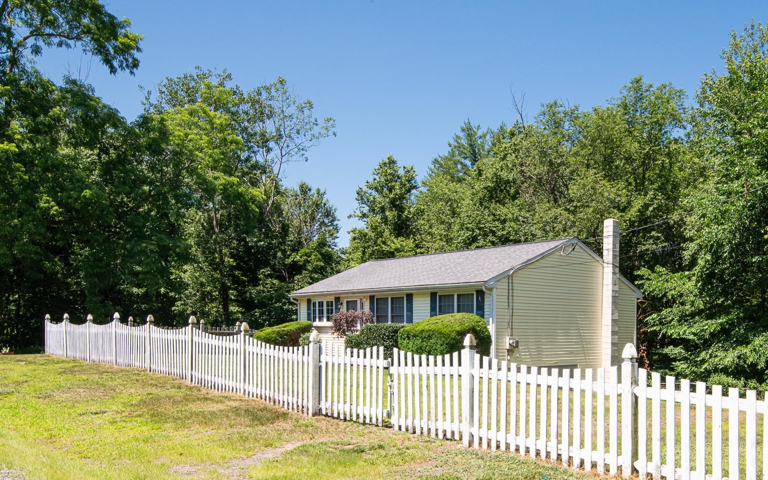 MLS 5003413: 603 Main Street, Sandown NH