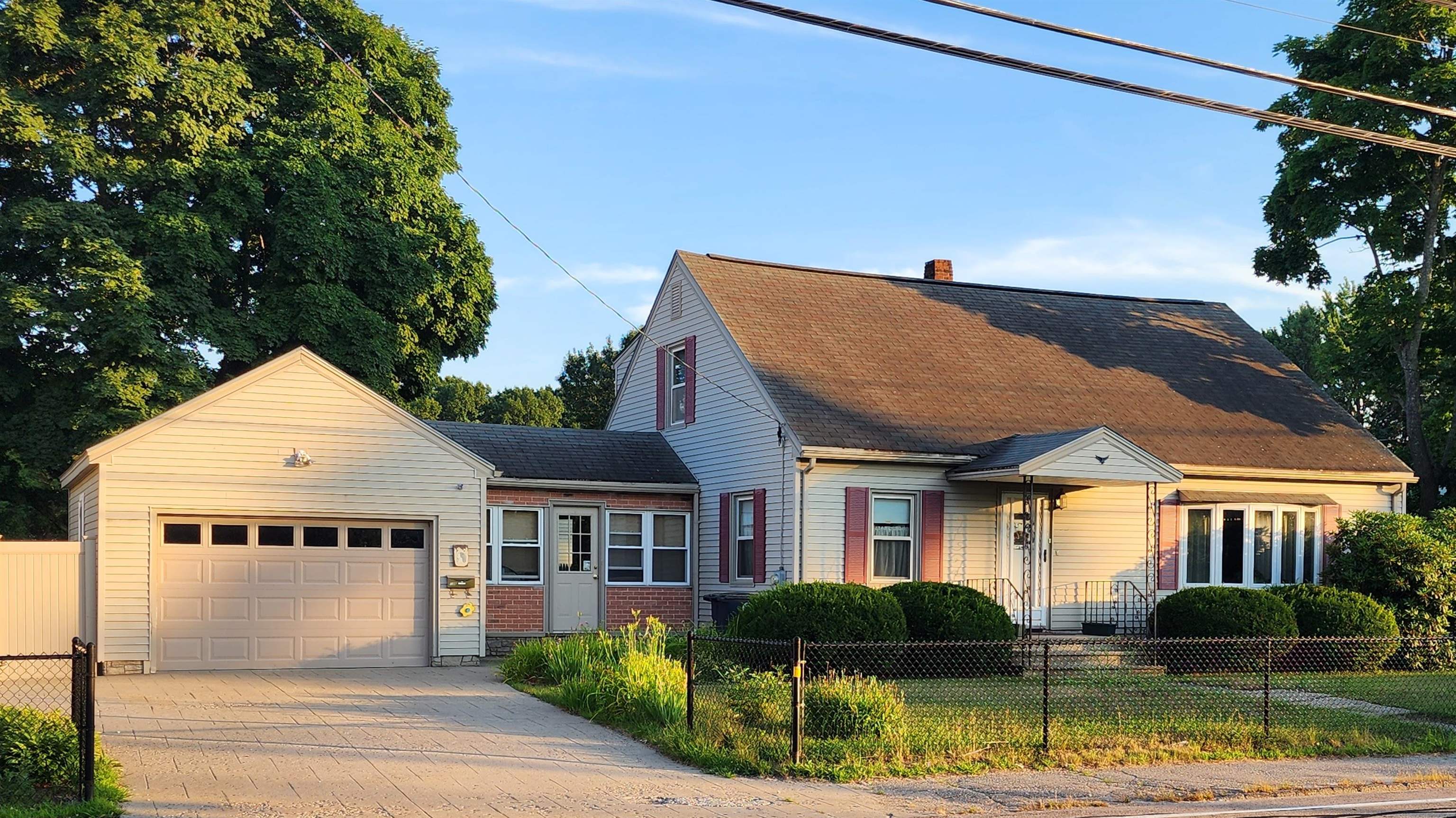 MLS 5004198: 148 Ledge Street, Nashua NH