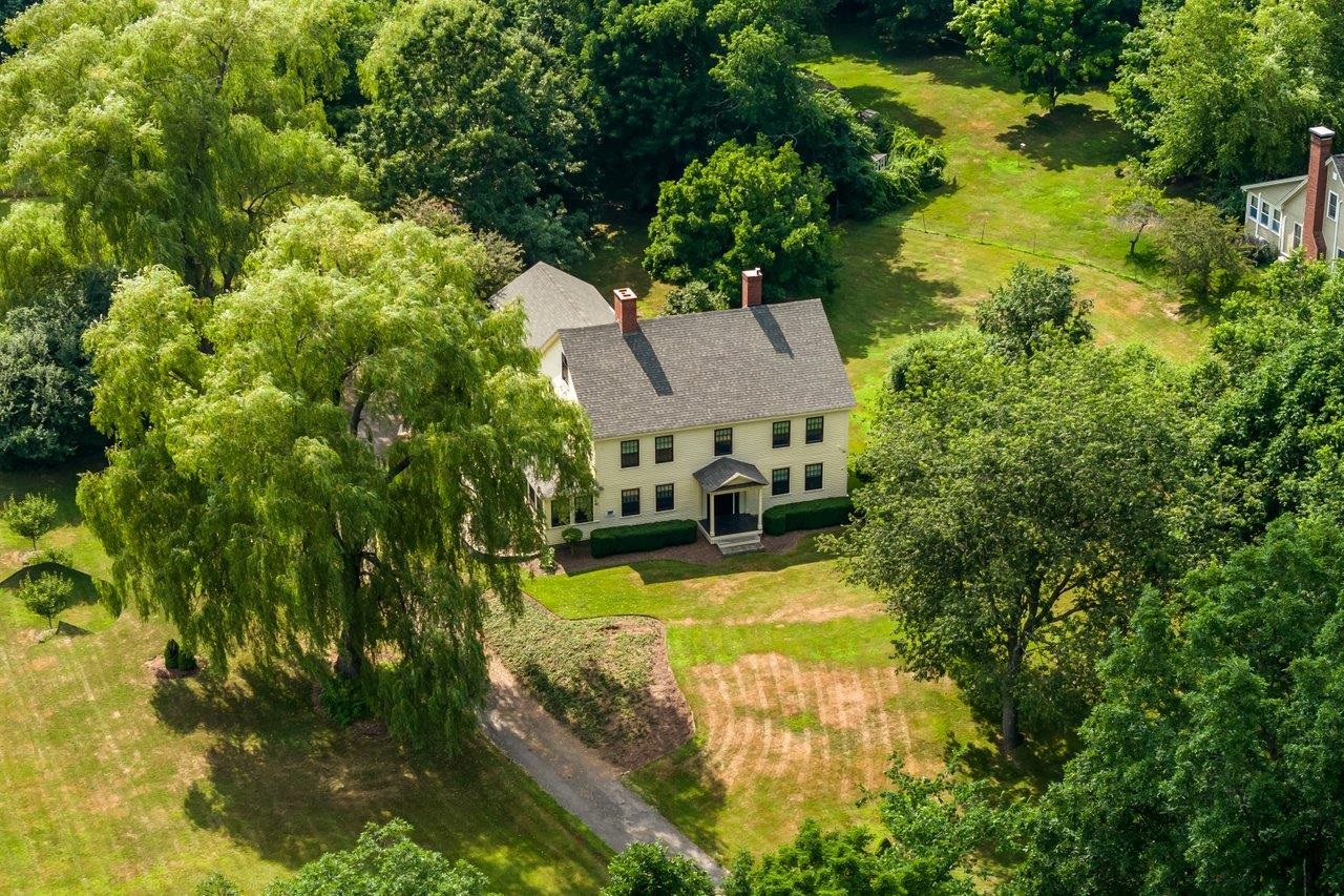 MLS 5004420: 123 Drinkwater Road, Kensington NH