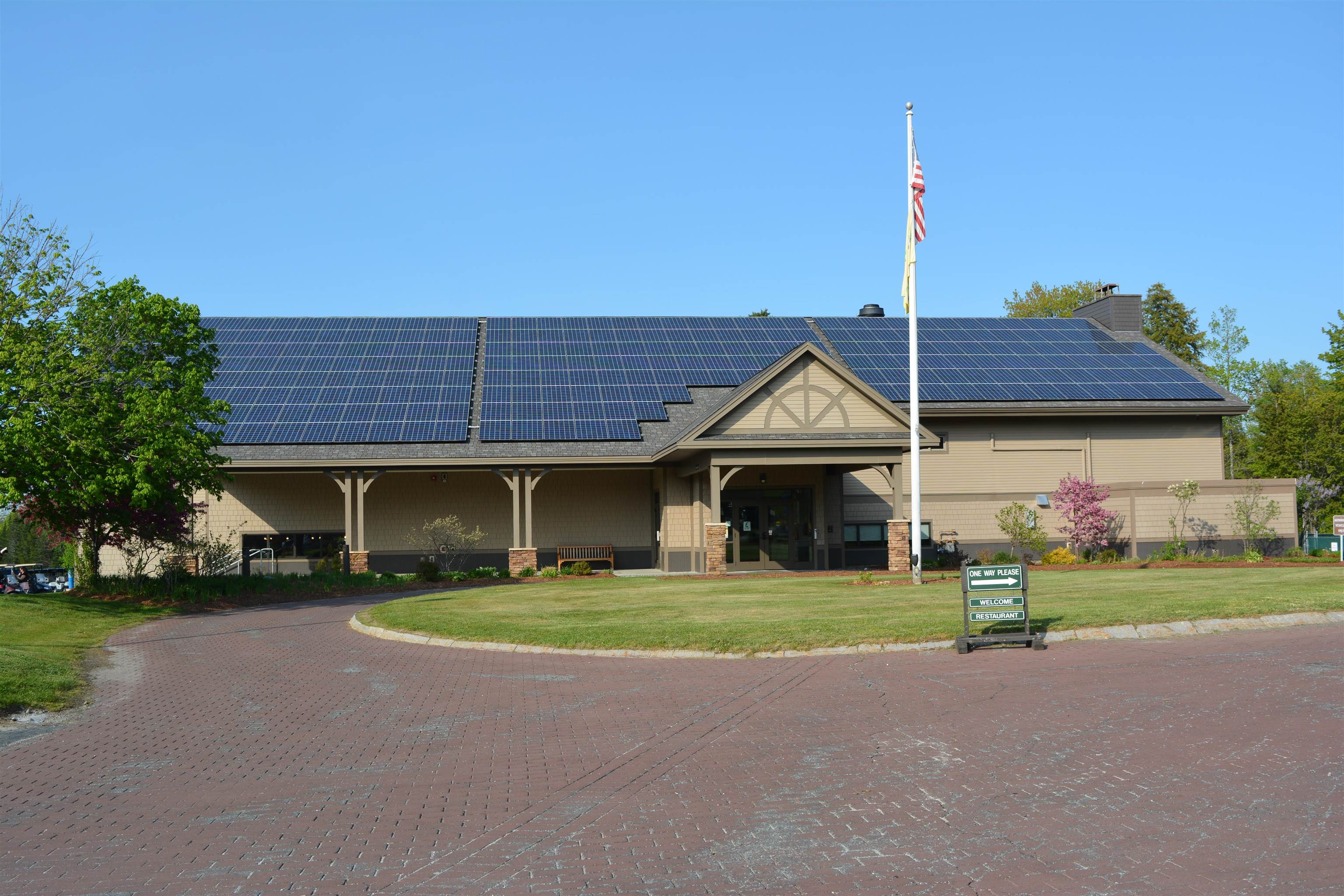 23 High Pond Rd, Grantham, NH 03753