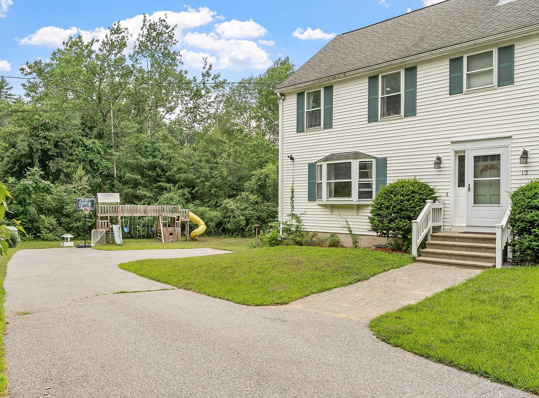 MLS 5004694: 12 Cricket Lane-Unit A, Sandown NH