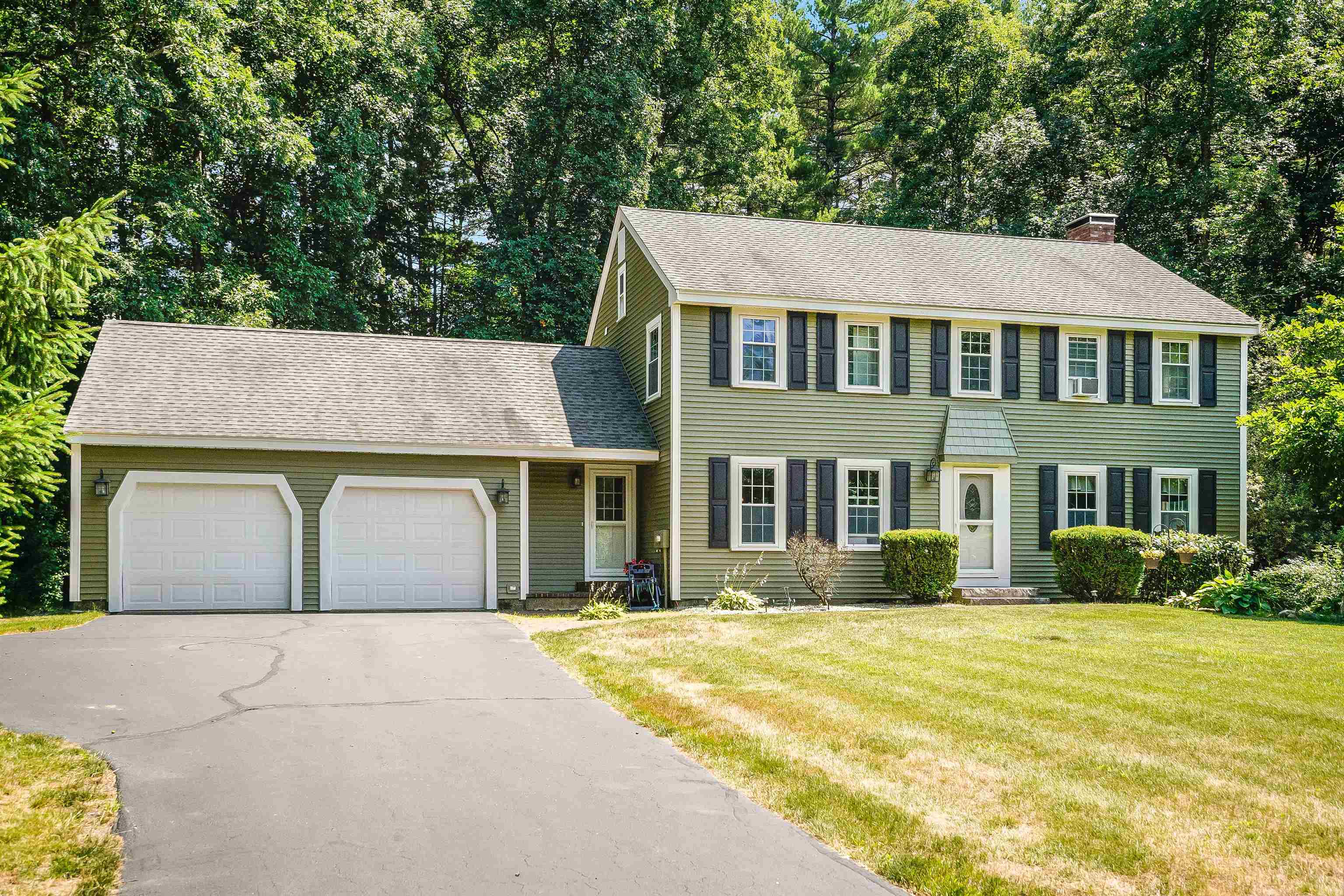 MLS 5004722: 21 Old Kings Road, Merrimack NH