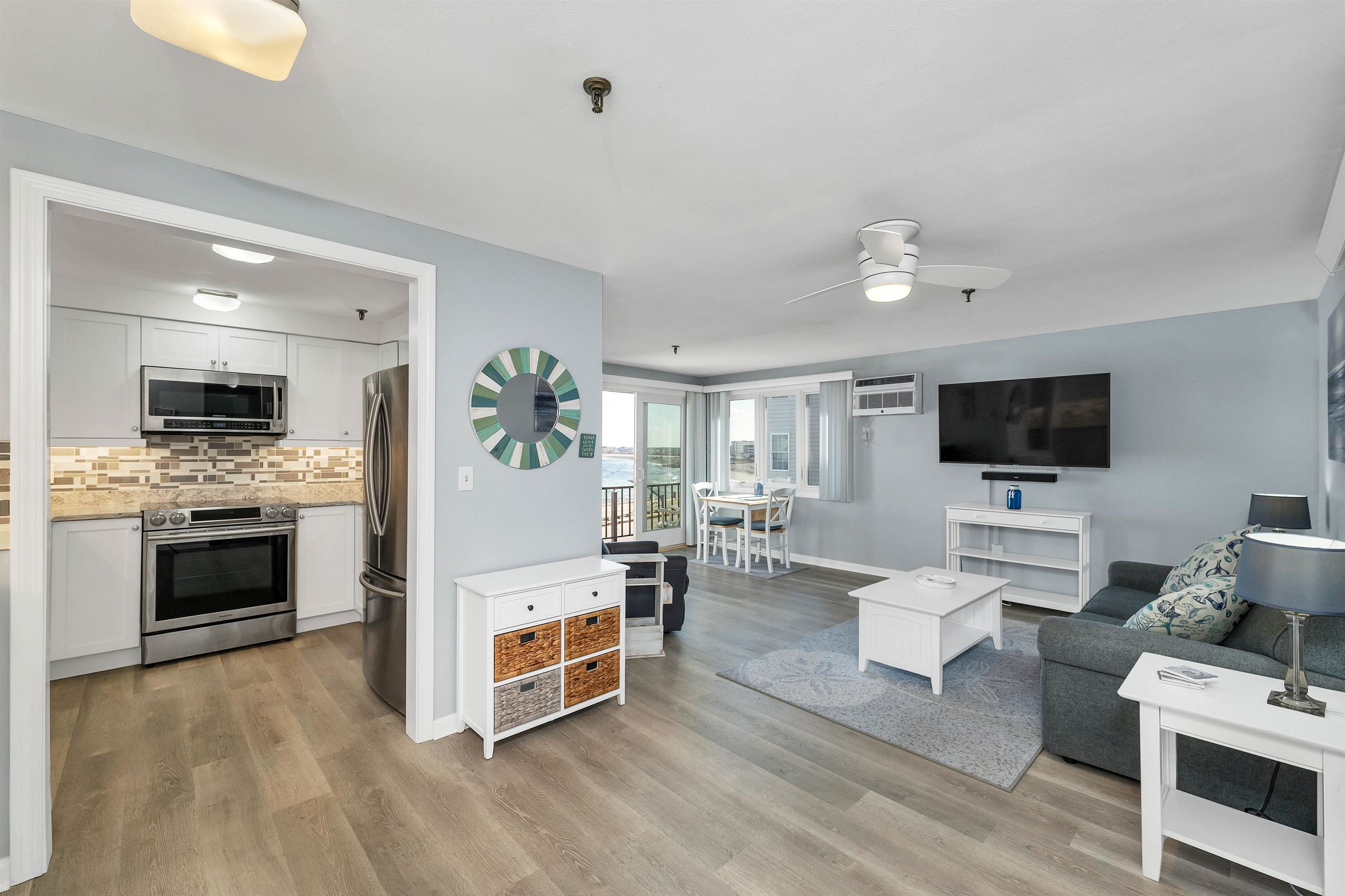 MLS 5004803: 445 Ocean Boulevard-Unit 11, Hampton NH