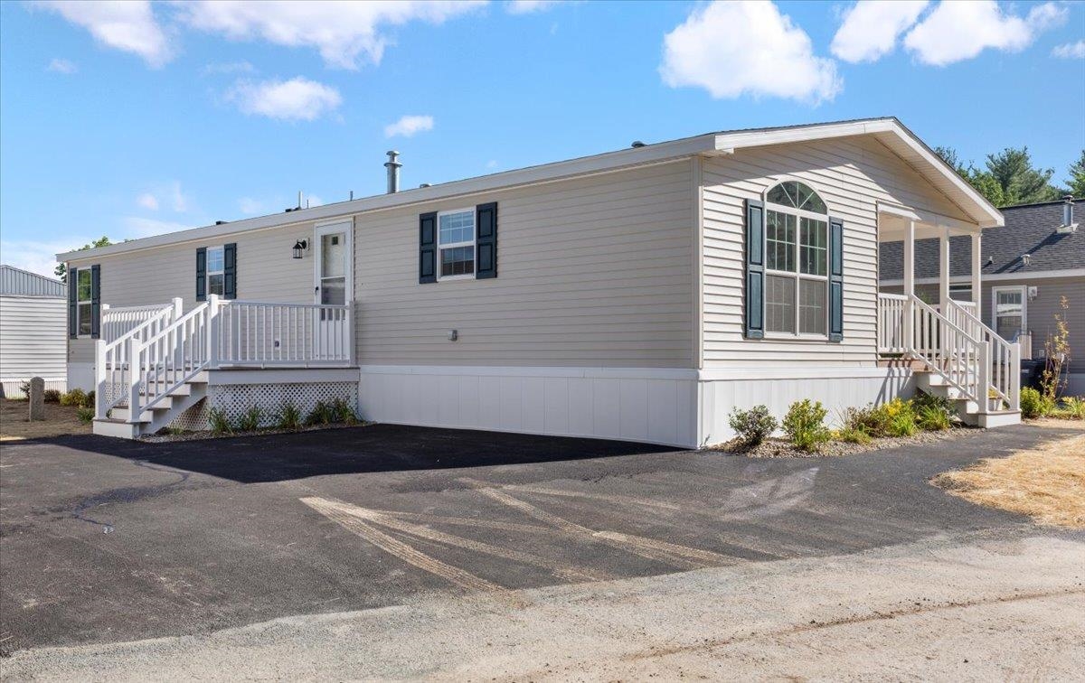 MLS 5004898: 59 Daisy Road, Salem NH