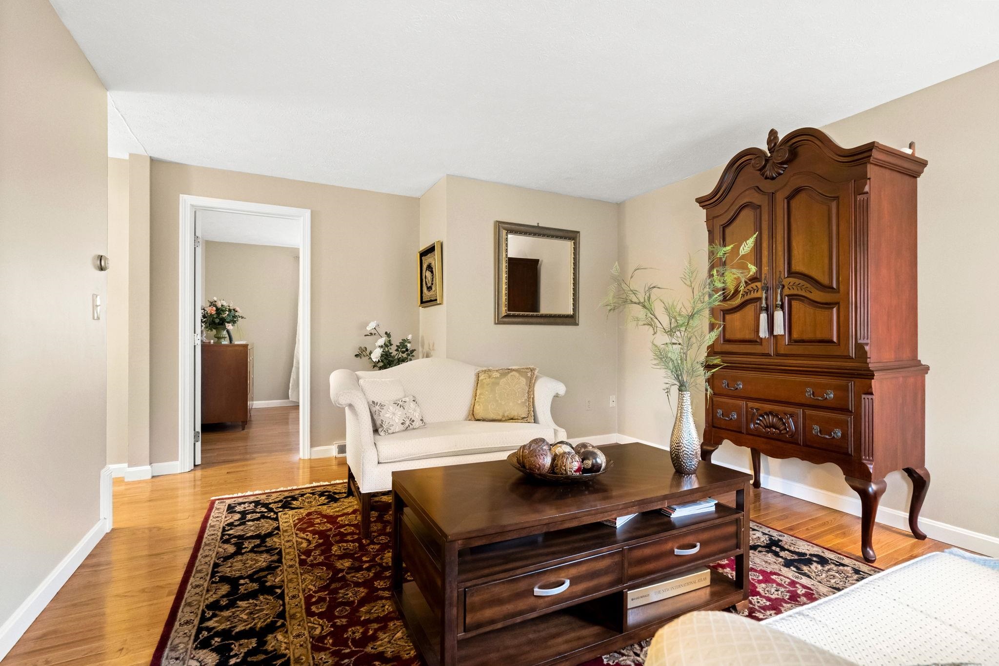 MLS 5004911: 403 Broad Street, Nashua NH