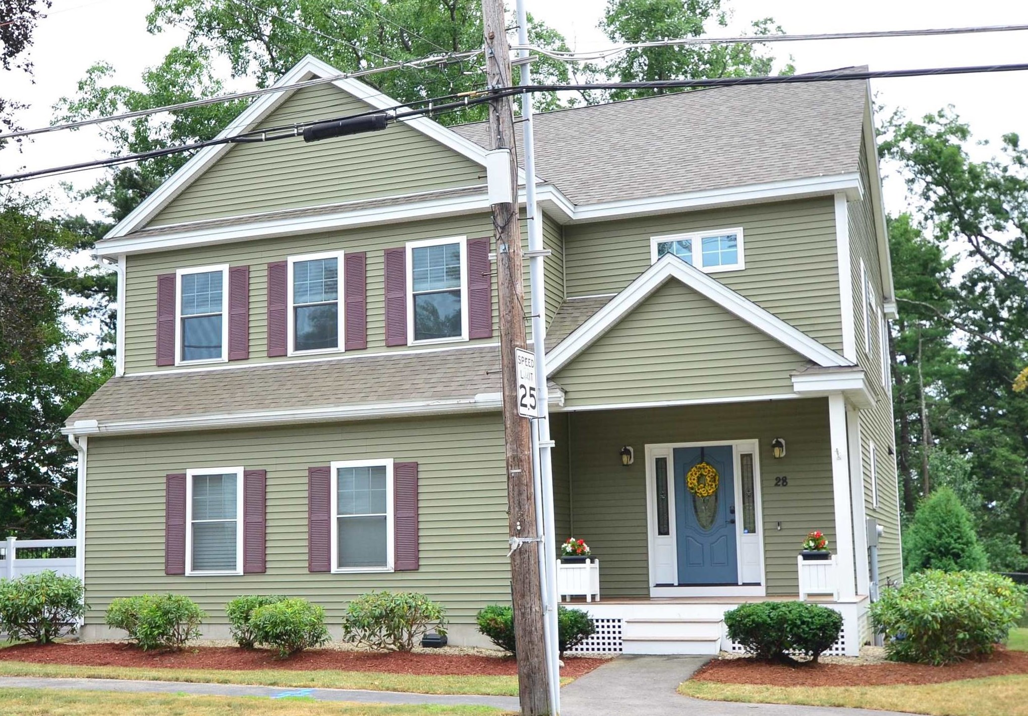 MLS 5004937: 28 Fairmount Street, Nashua NH