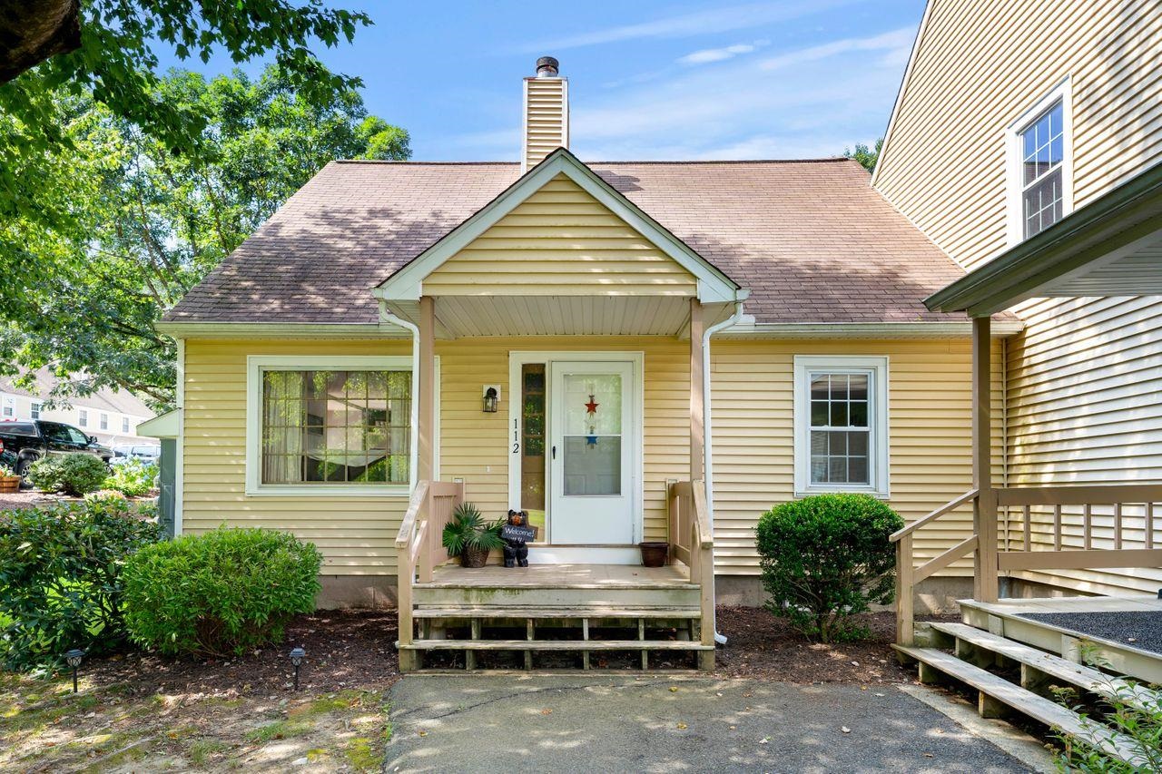 MLS 5005232: 112 Winterwood Drive, Londonderry NH