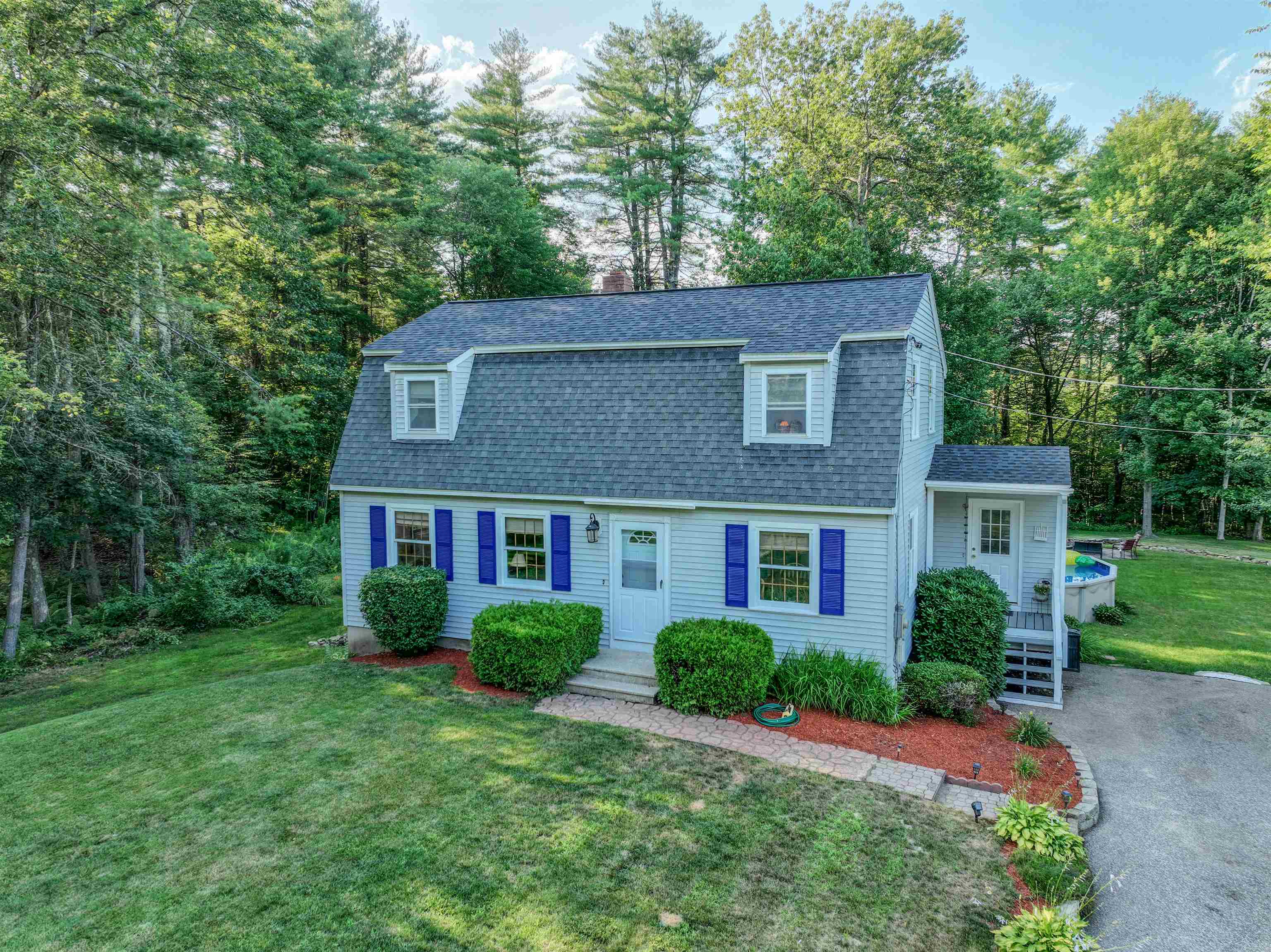 MLS 5005565: 160 Warner Hill Road, Derry NH