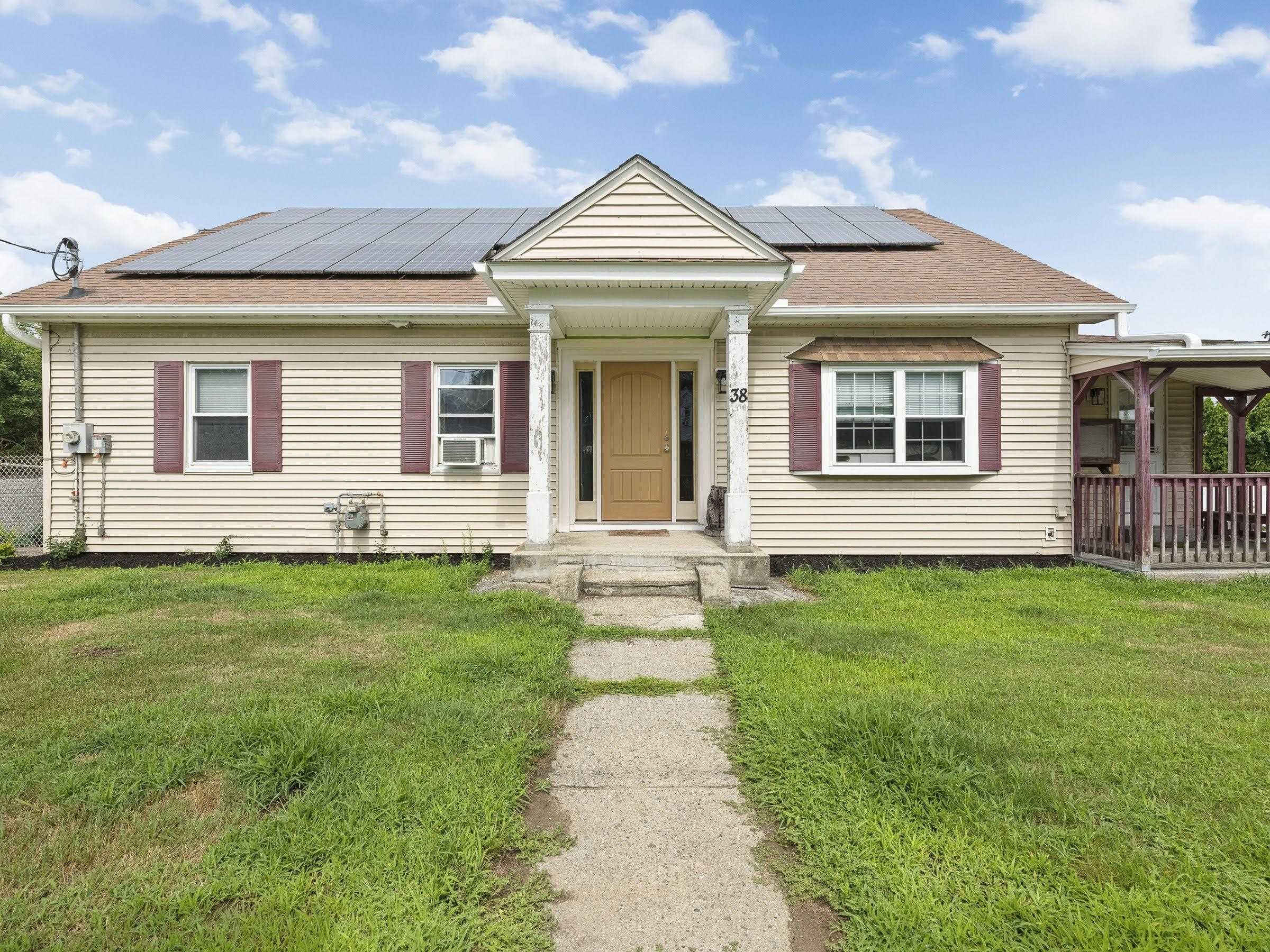 MLS 5006578: 38 Allds Street, Nashua NH