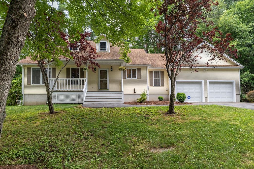 MLS 5006790: 1 Searles Road, Windham NH