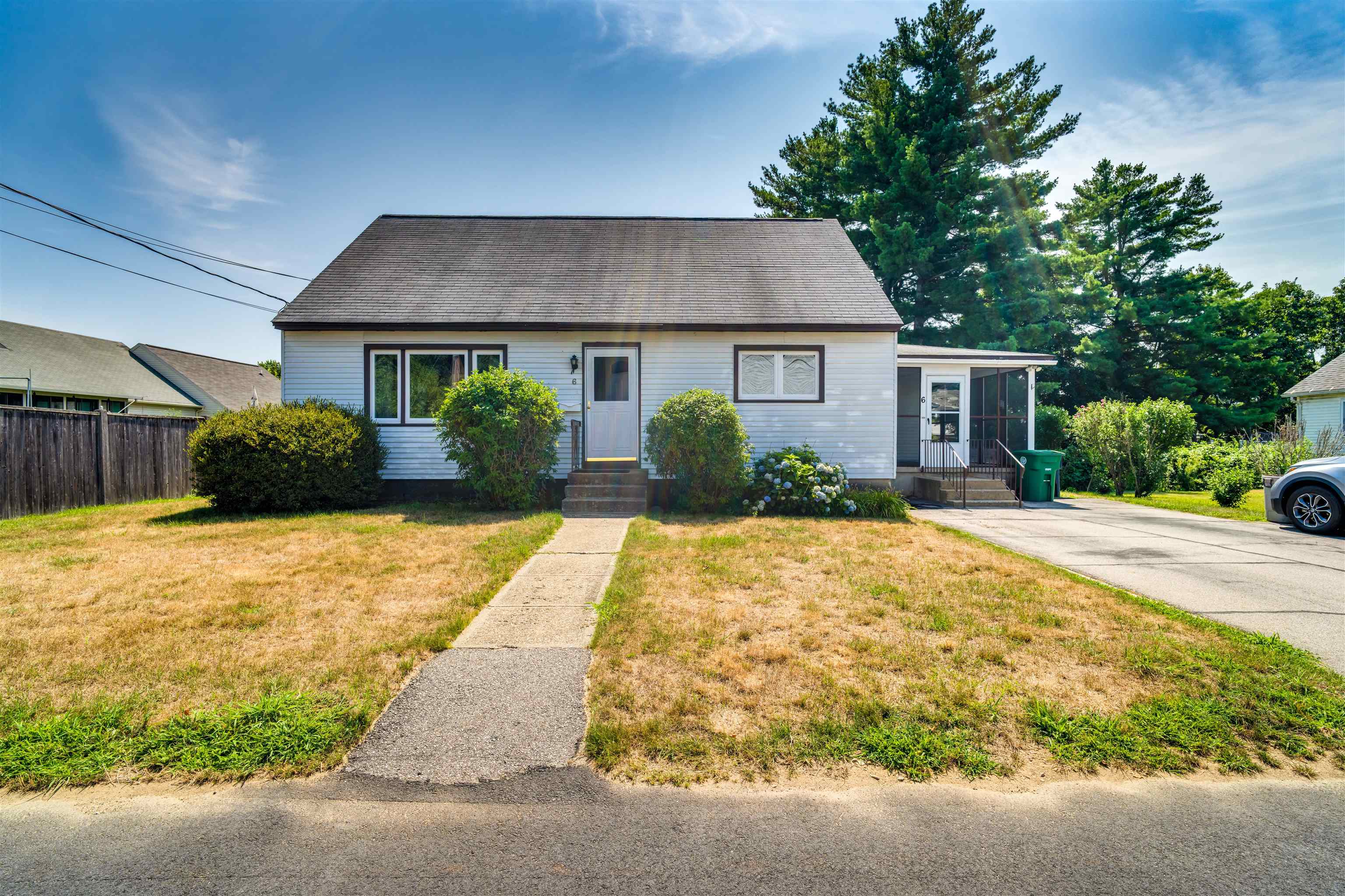 MLS 5006959: 6 Edwin Street, Nashua NH