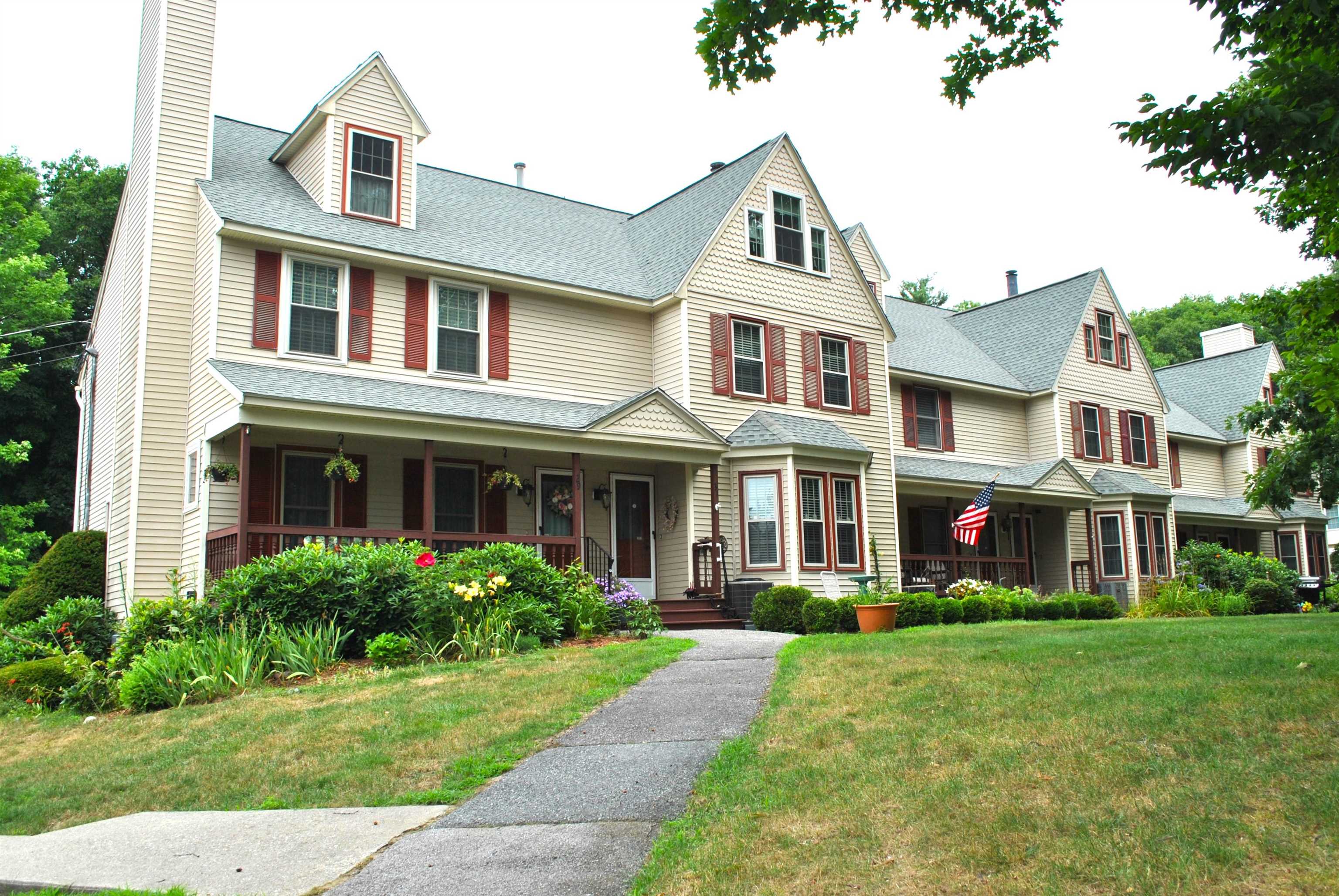 MLS 5006990: 35 Stanstead Place, Nashua NH