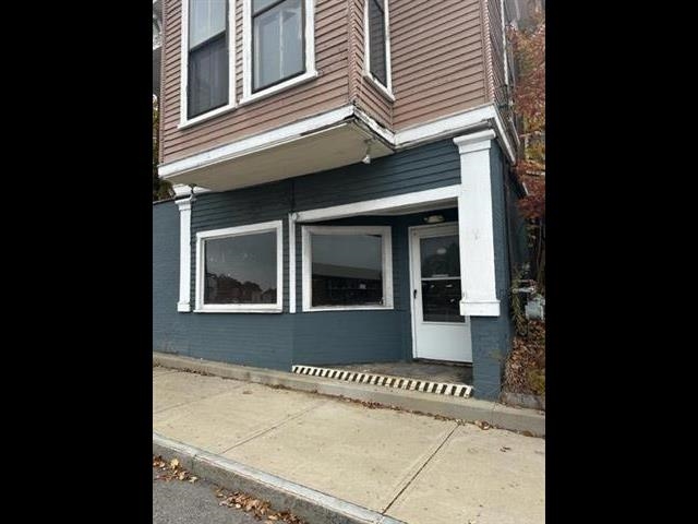 Homes for sale in Somersworth, NH | 25 High St, Somersworth, NH 03878 | MLS# 5007344