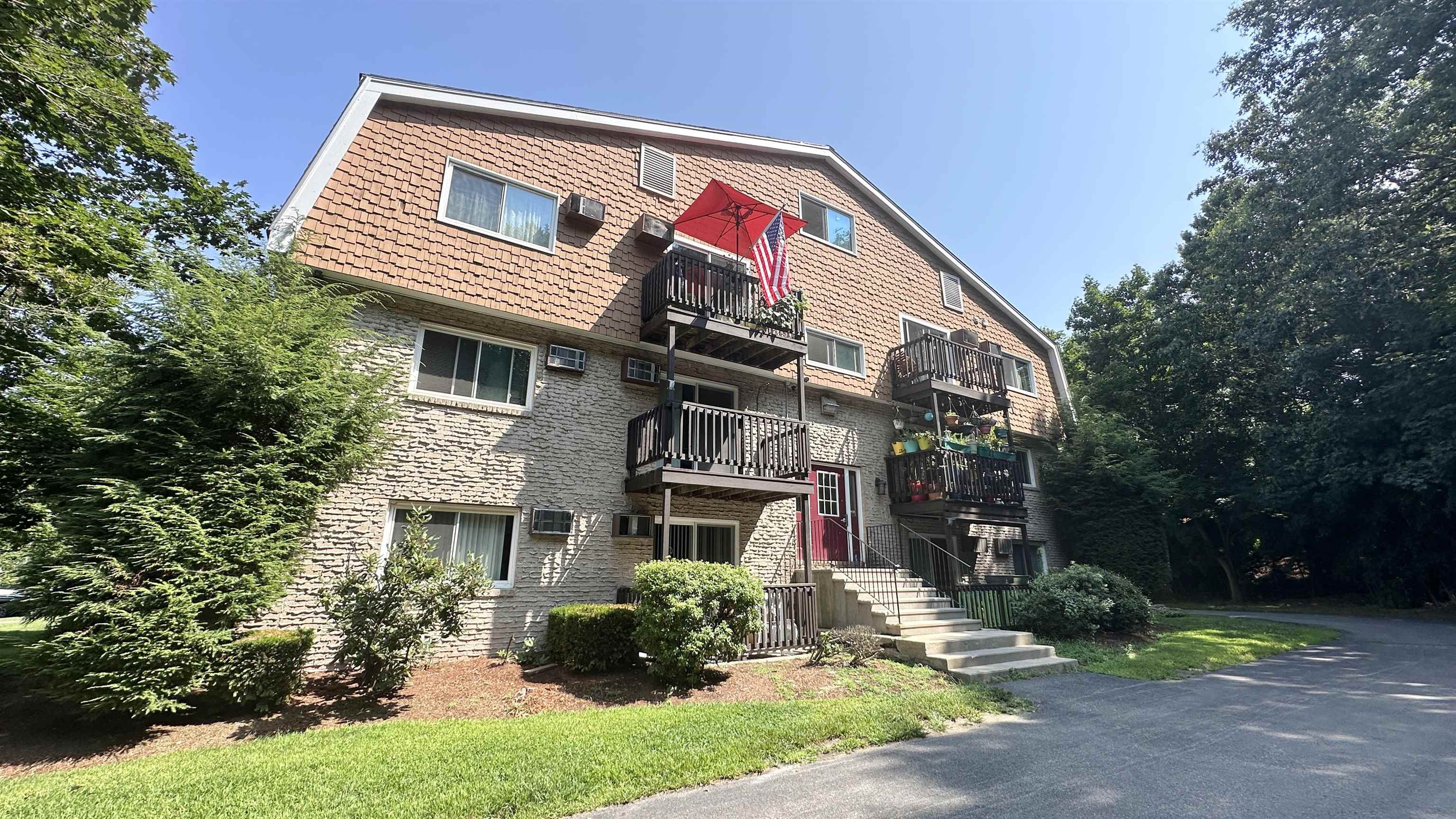 MLS 5007844: 310 Brook Village Road-Unit 16, Nashua NH