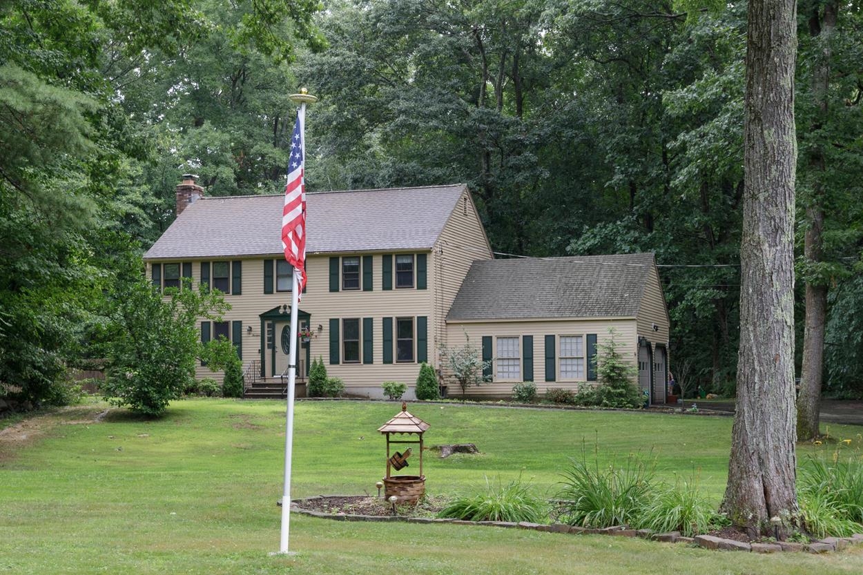 MLS 5007981: 13 Ballard Road, Derry NH