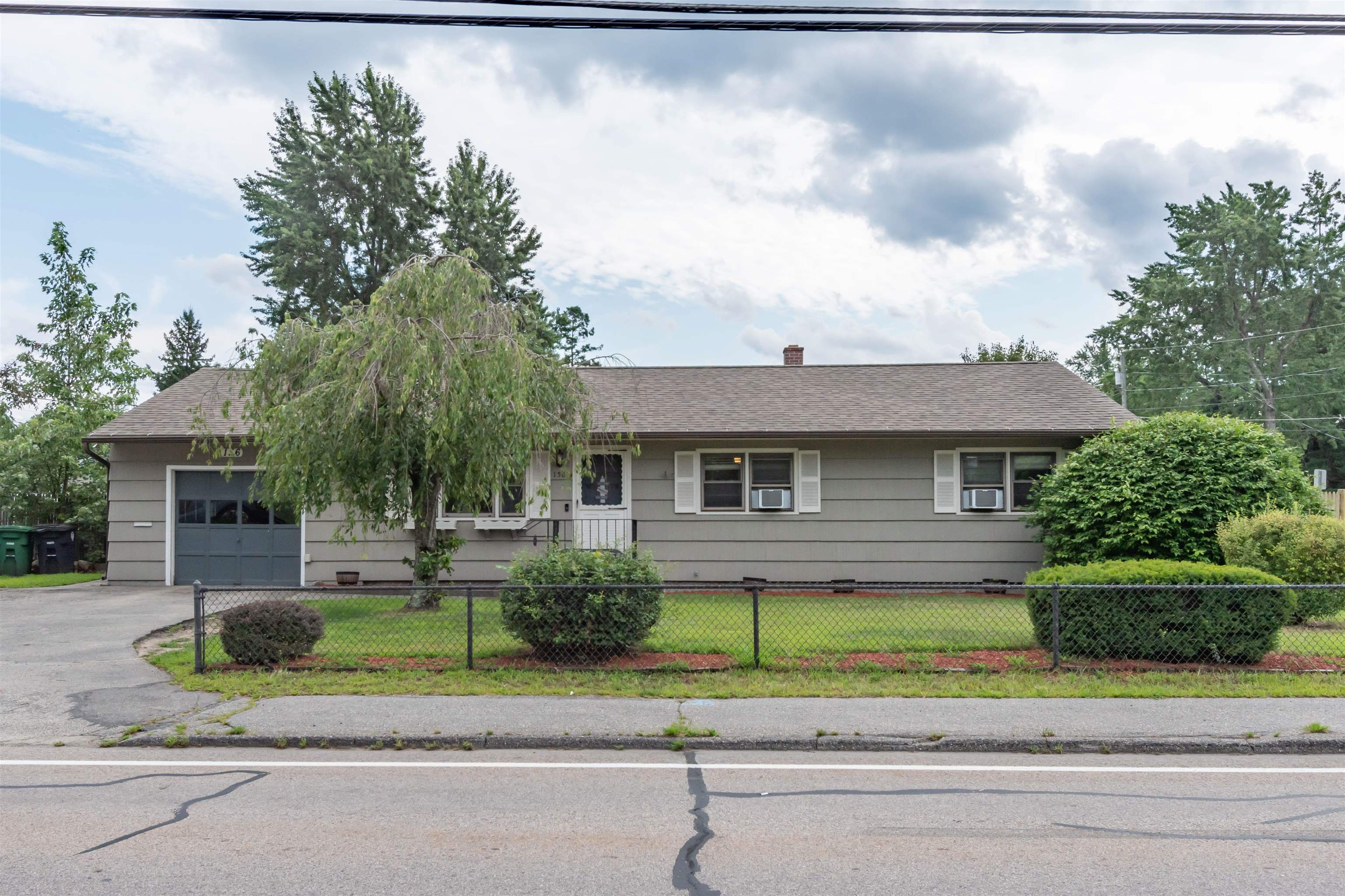MLS 5008539: 156 Ledge Street, Nashua NH