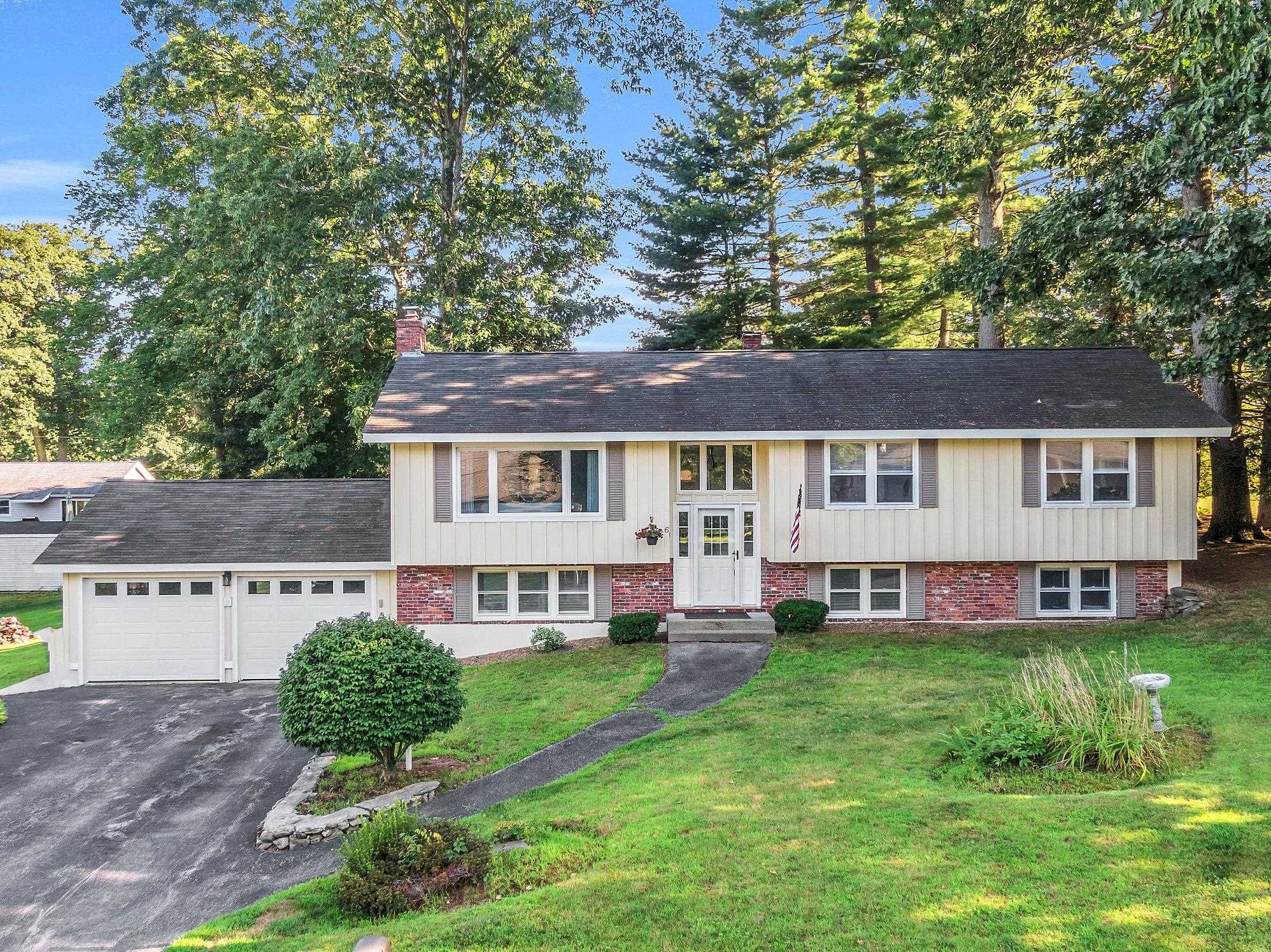 MLS 5008797: 6 Longwood Road, Salem NH