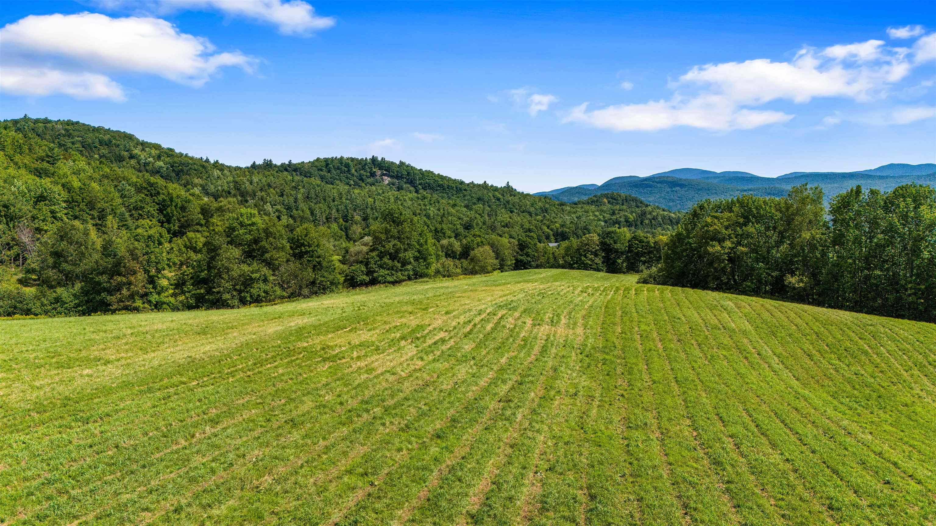 Homes for sale in Richmond, VT | 1500 Dugway Rd, Richmond, VT 05477 | MLS# 5009433