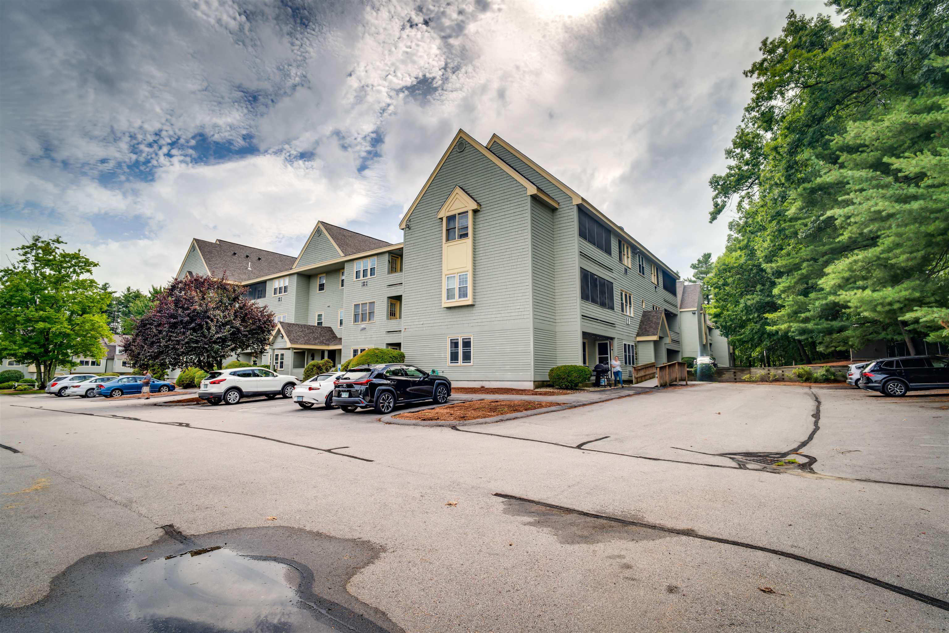 MLS 5009768: 14 Flintlock Lane-Unit 1, Merrimack NH
