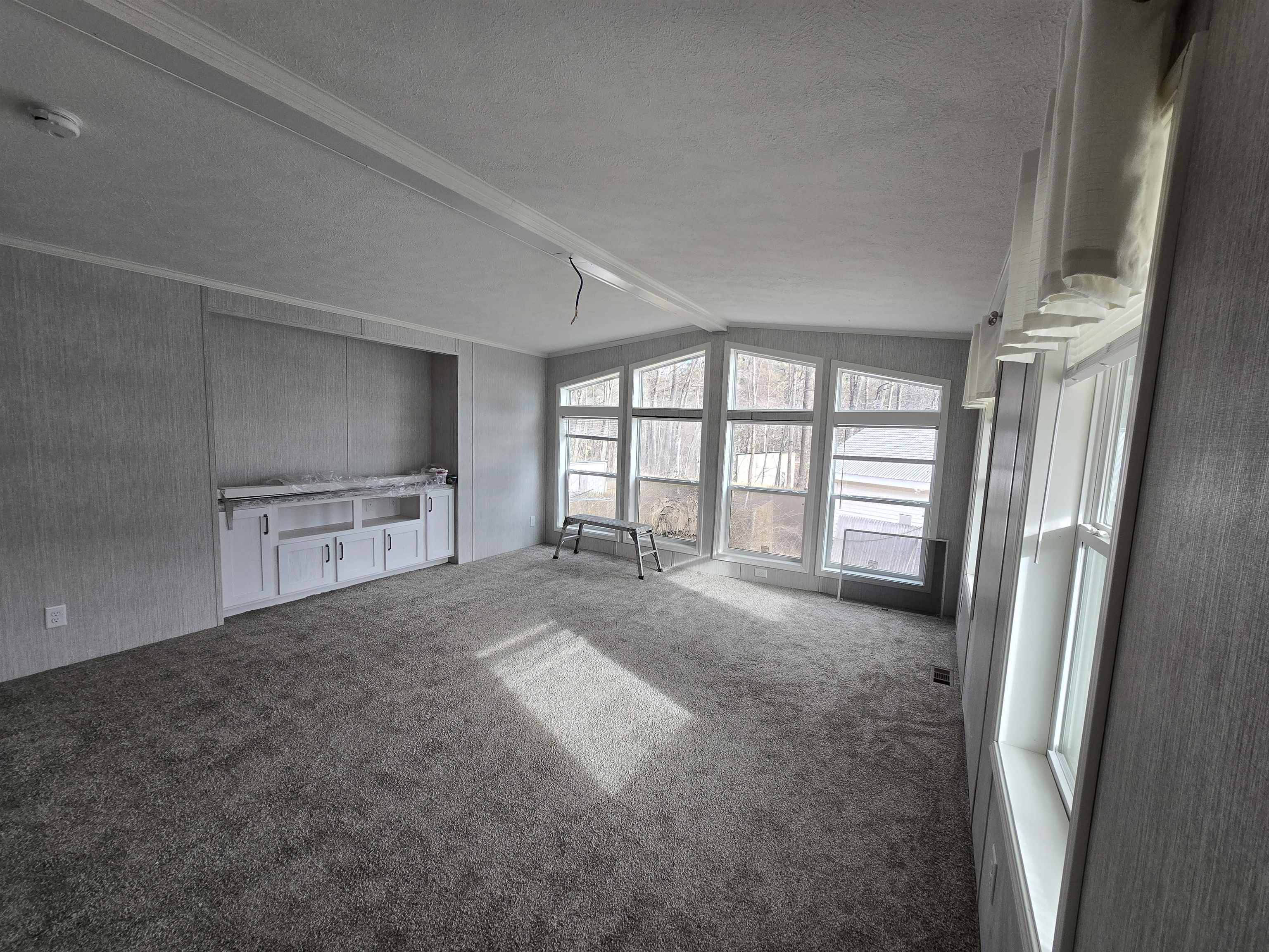 52 Pumpkin Hollow Rd, Barrington, NH 03825