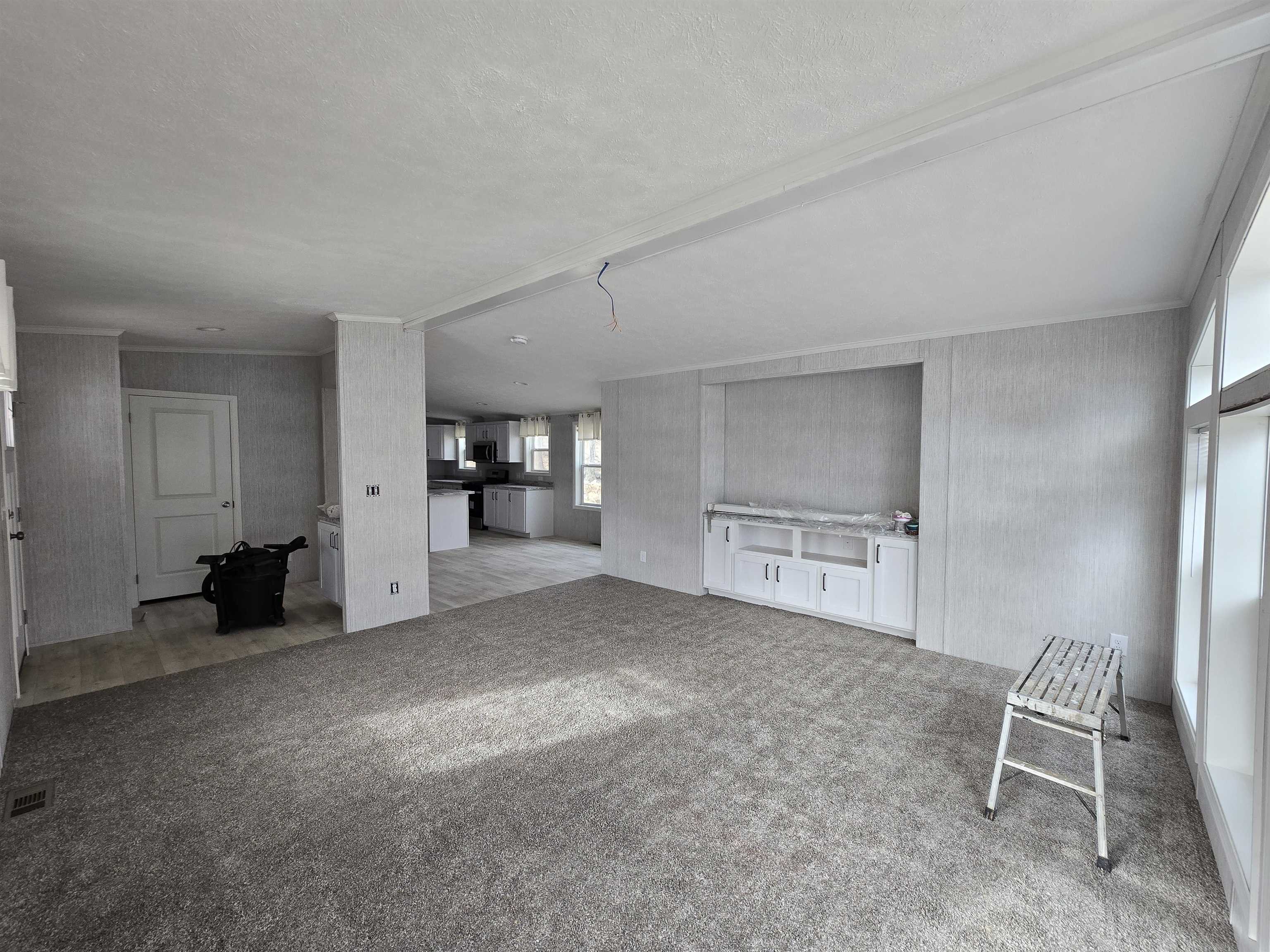 52 Pumpkin Hollow Rd, Barrington, NH 03825