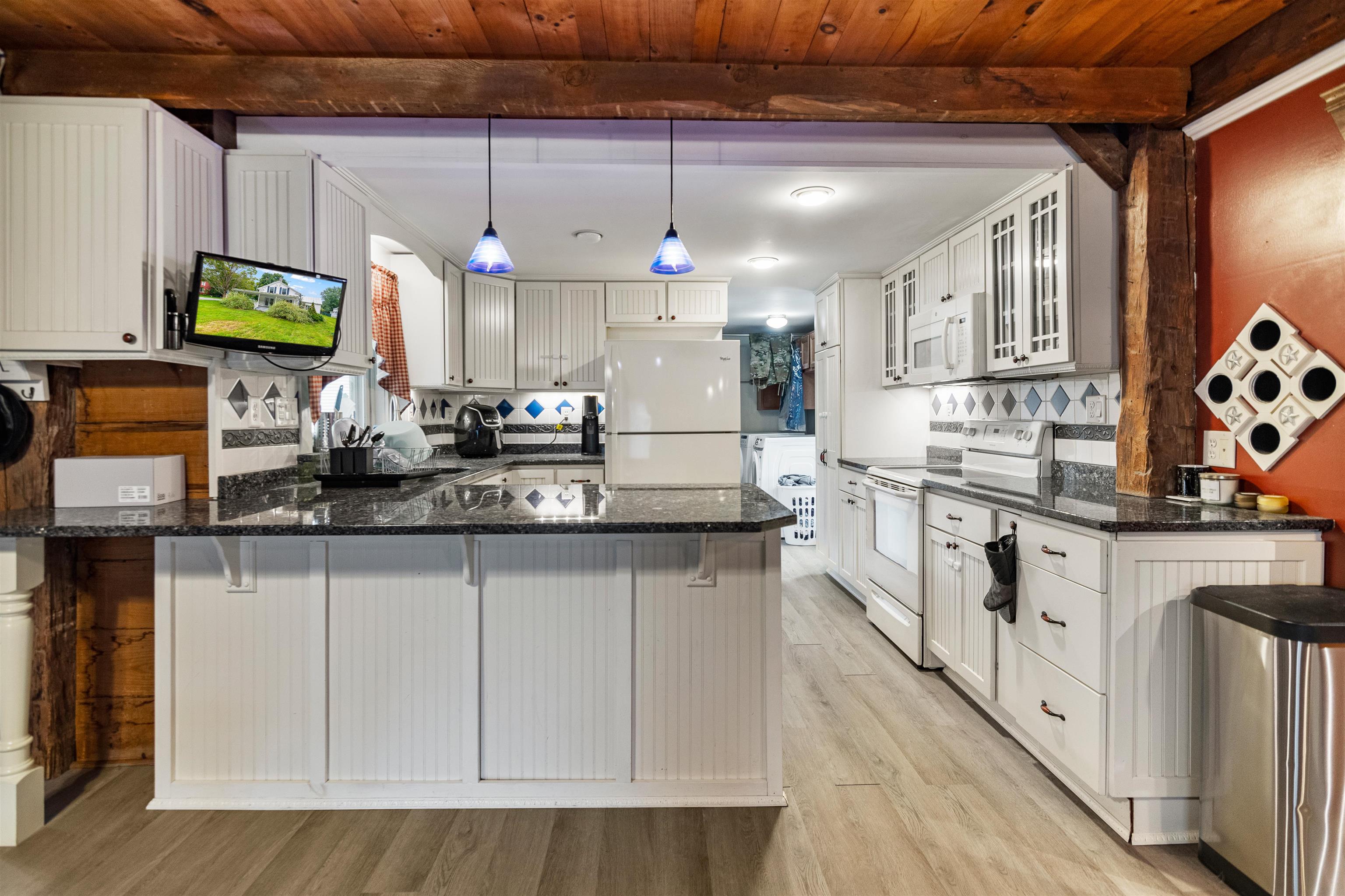 Homes for sale in Highgate, VT | 14 School St, Highgate, VT 05459 | MLS# 5010663