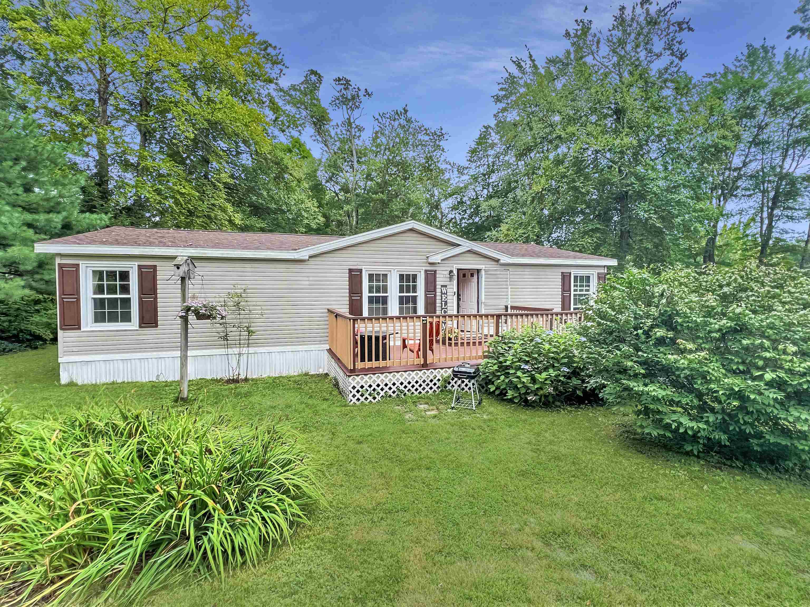 MLS 5010696: 14 Sapphire Lane, Barrington NH