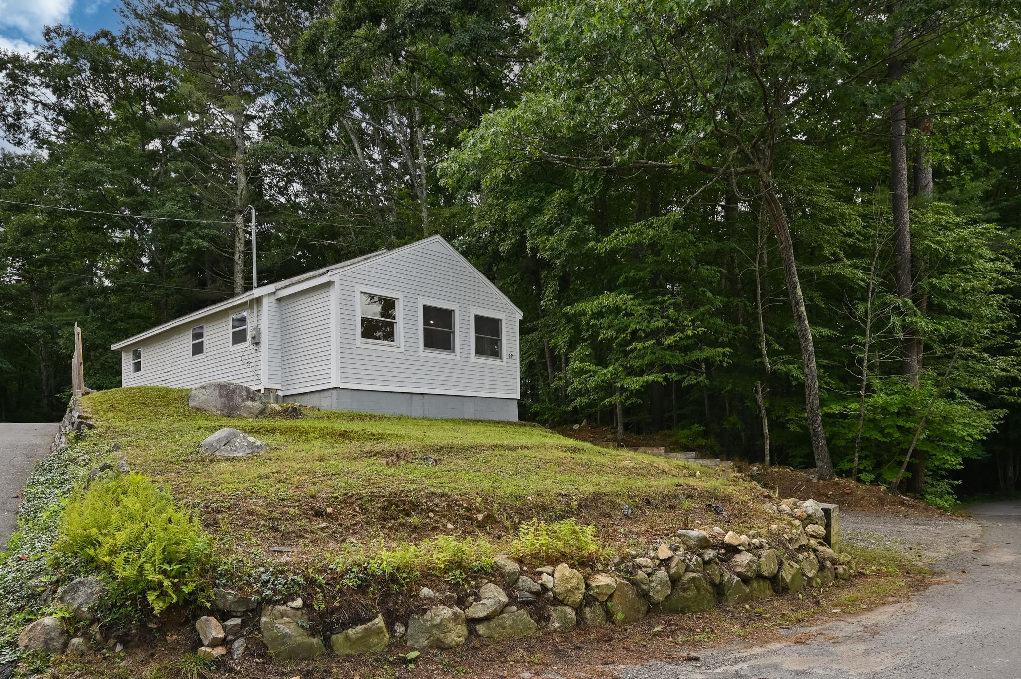 MLS 5011037: 62 Croy Path, Hampstead NH