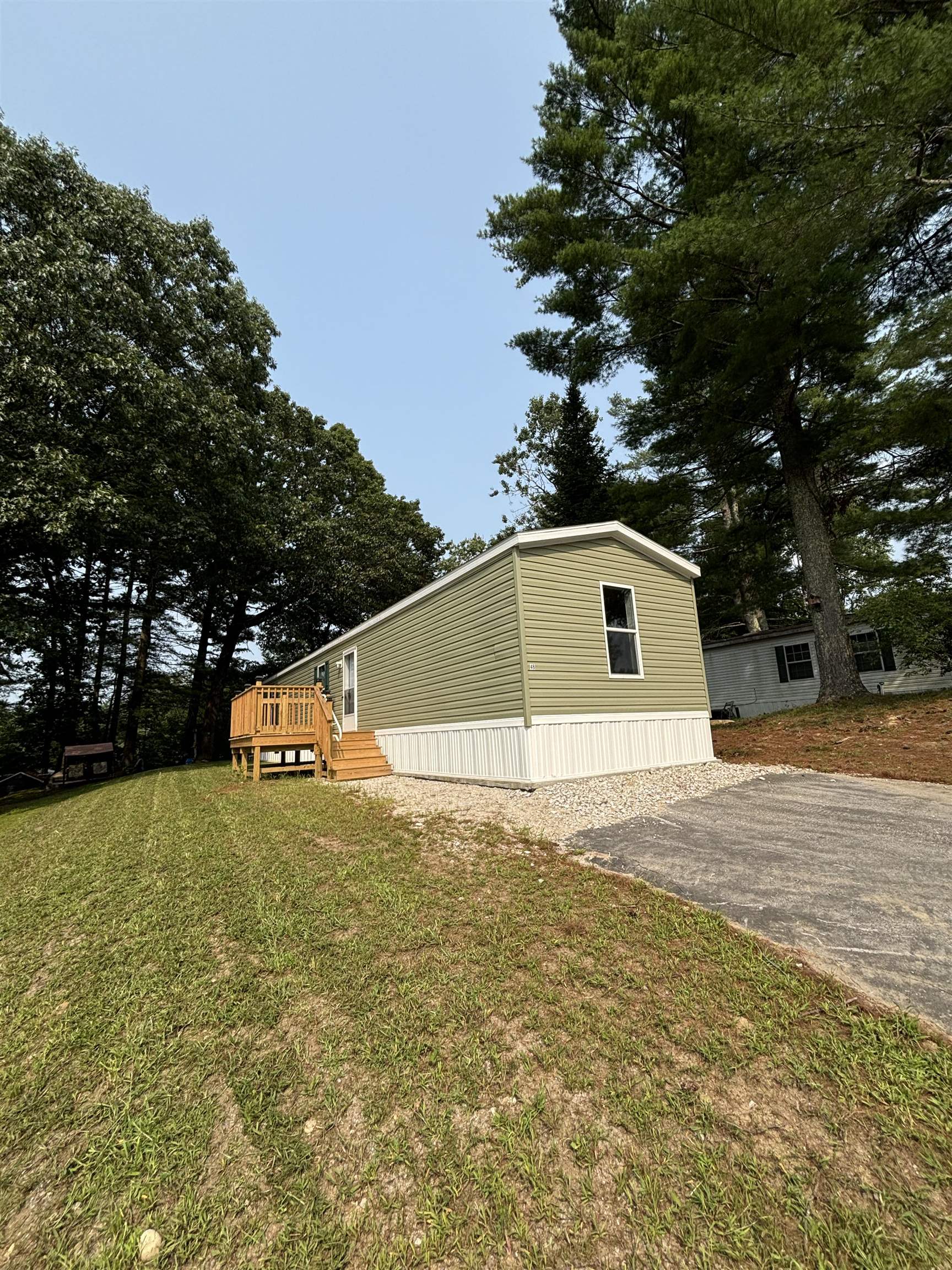 MLS 5011489: 48 Second Street, Barrington NH