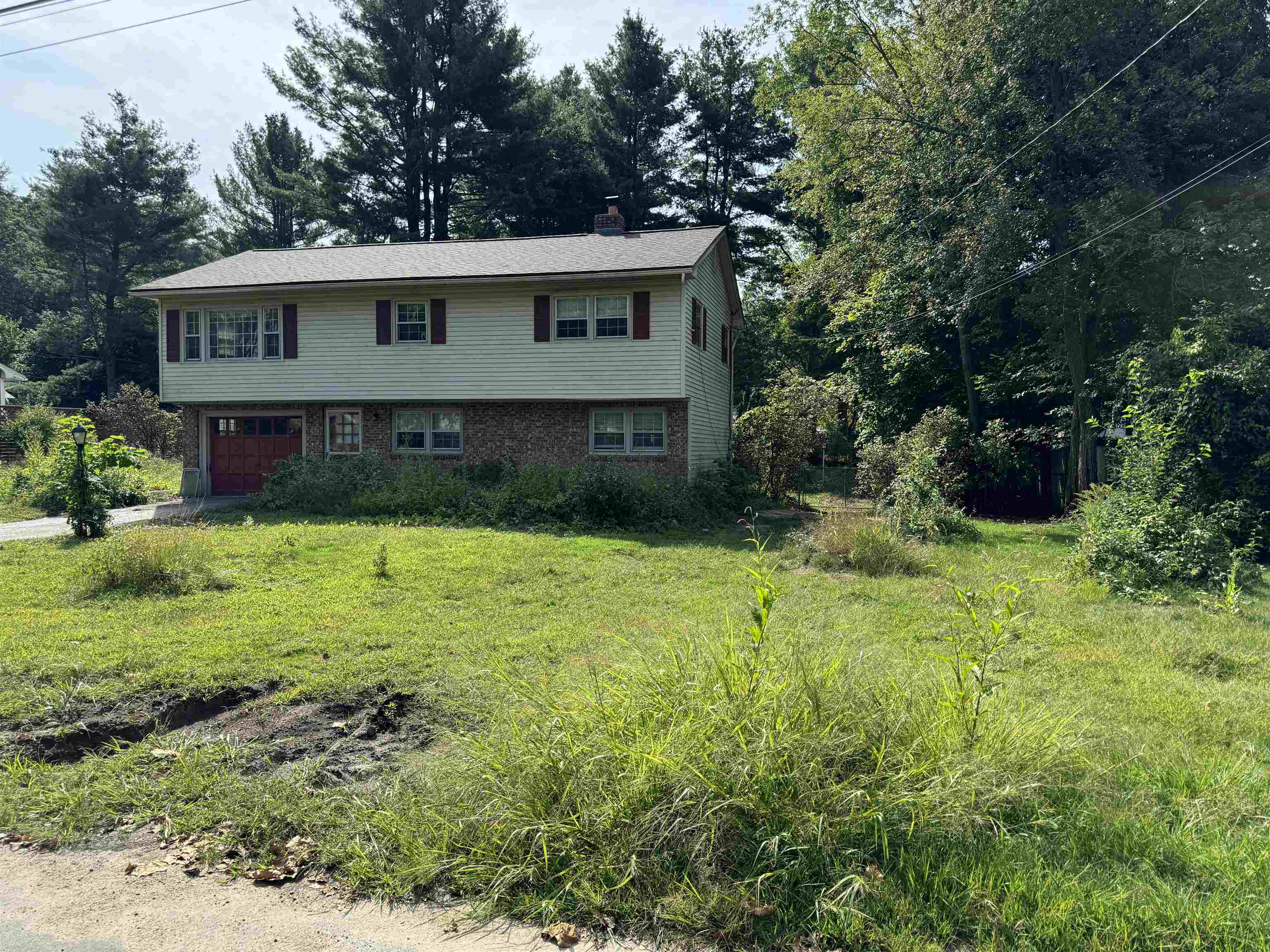 MLS 5012144: 6 Rickey Drive, Hudson NH